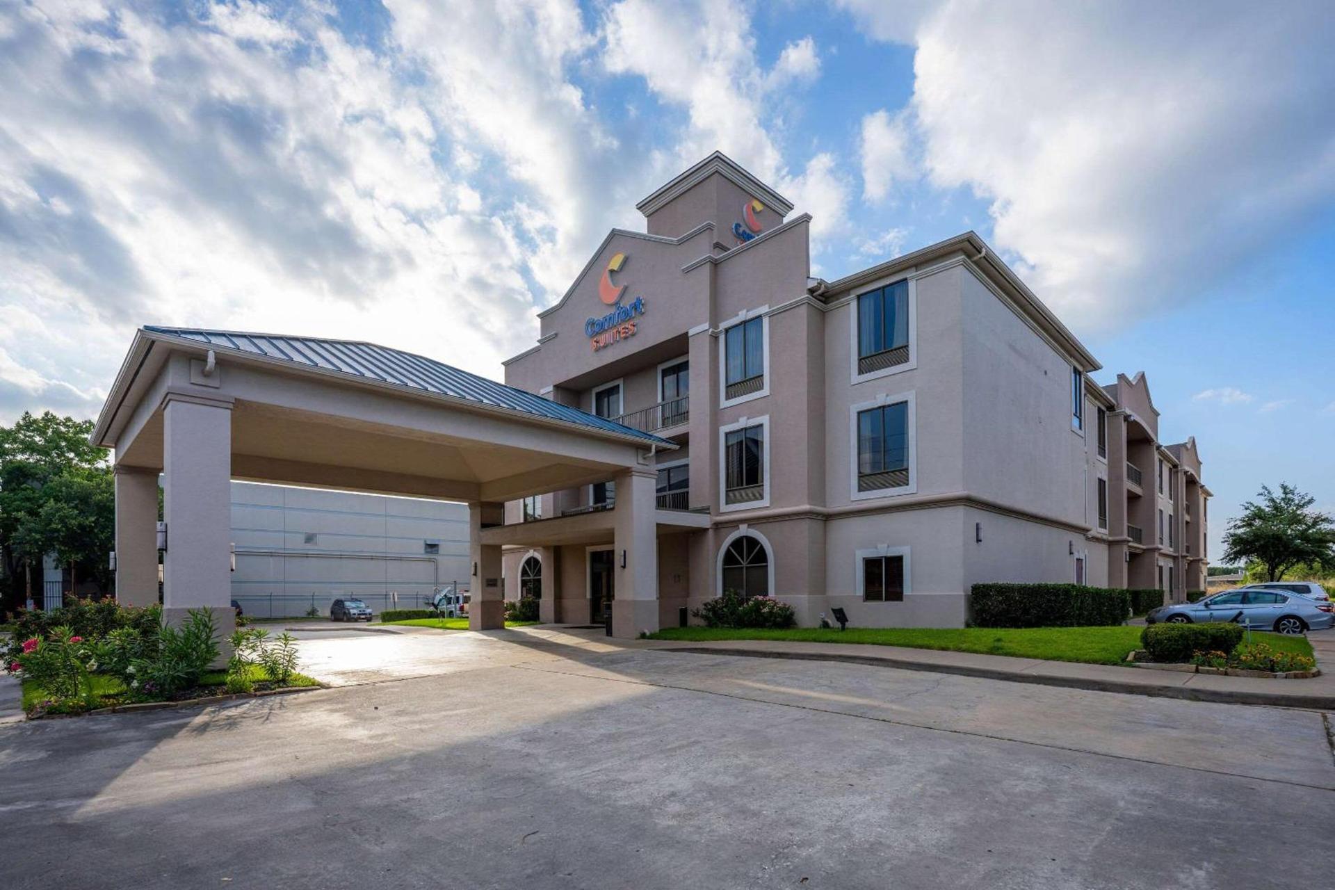 Comfort Suites Houston West at Clay Road photo 3