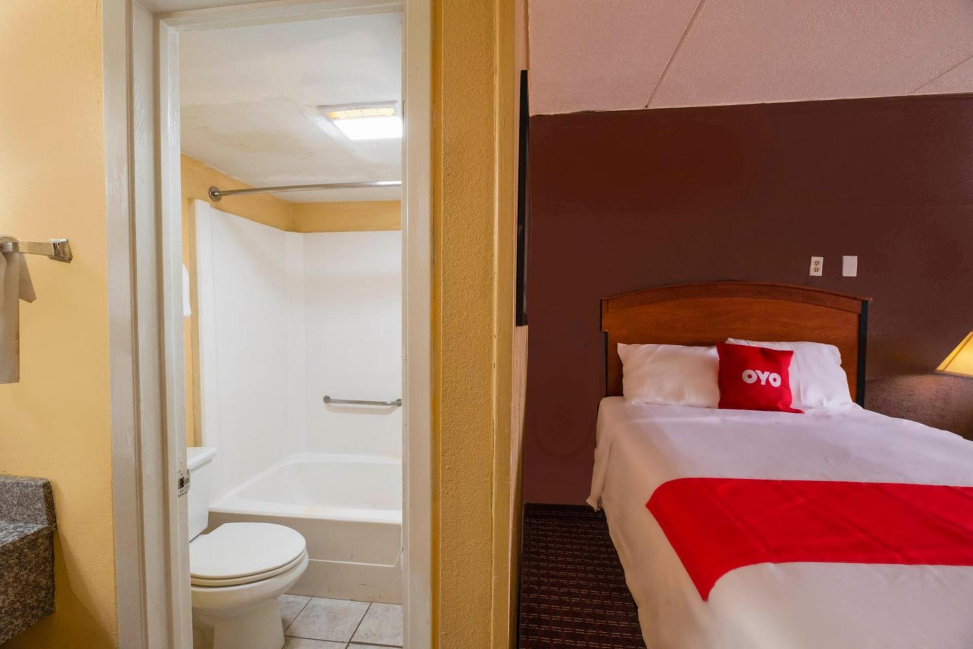 Oyo Hotel Odessa TX, East Business 20 photo 39
