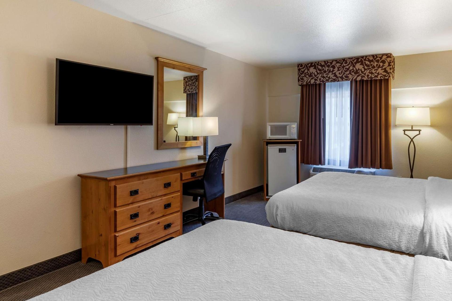 Best Western Brighton Inn photo 13
