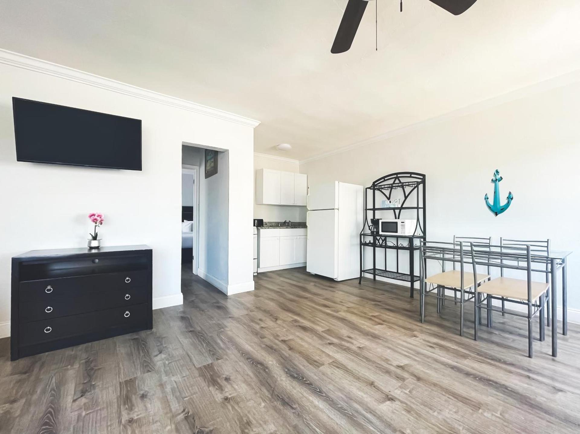 Paradise Oceanfront by HBH photo 15