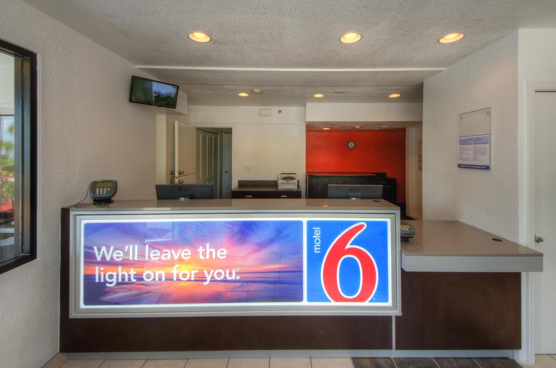 Motel 6-Bradenton, FL photo 26