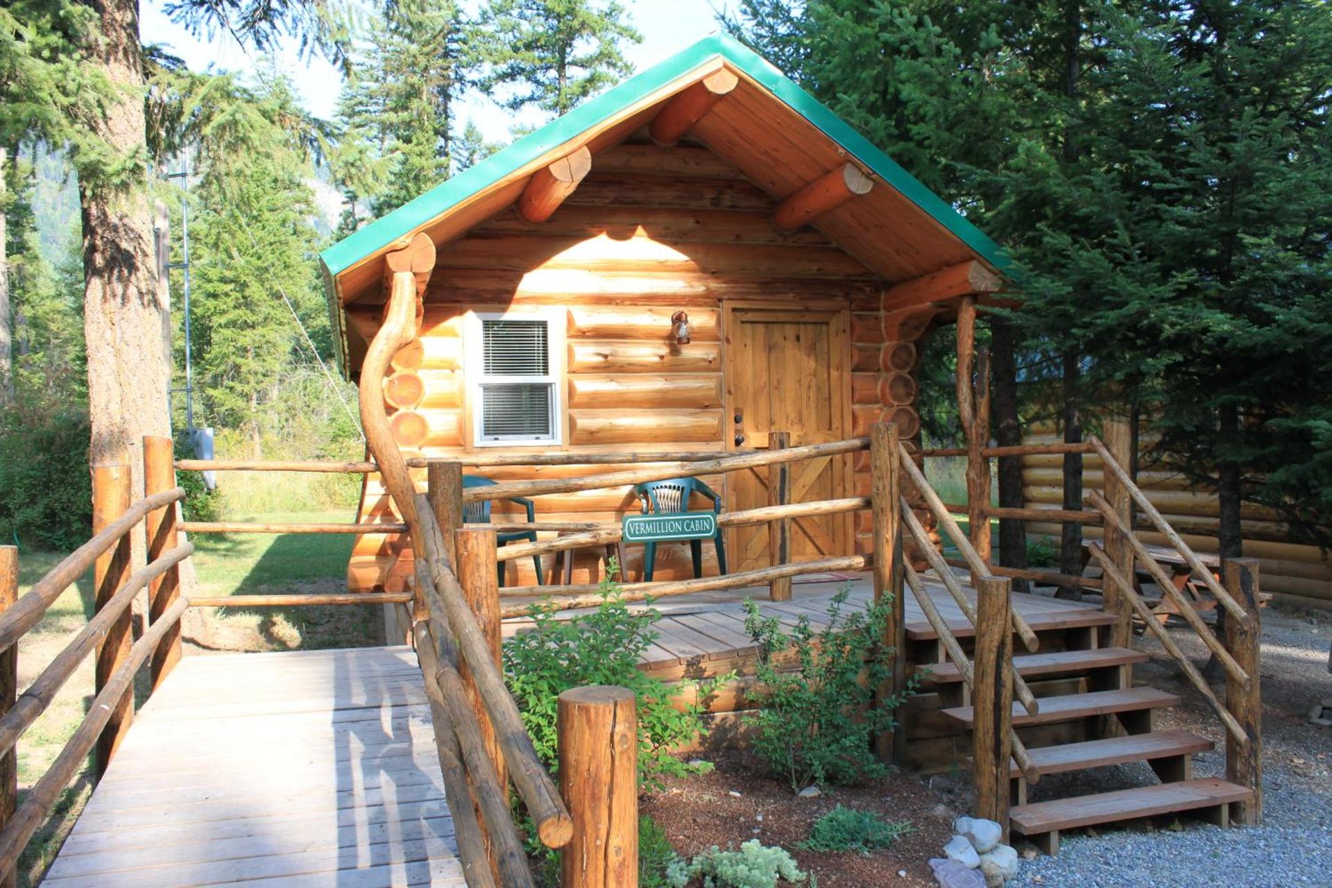 Riverfront Motel & Cabins photo 44