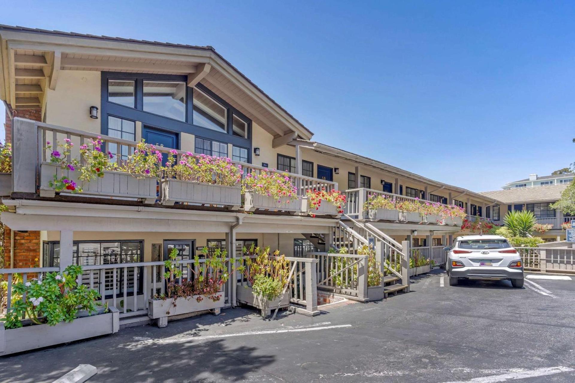 Comfort Inn Carmel By the Sea photo 2