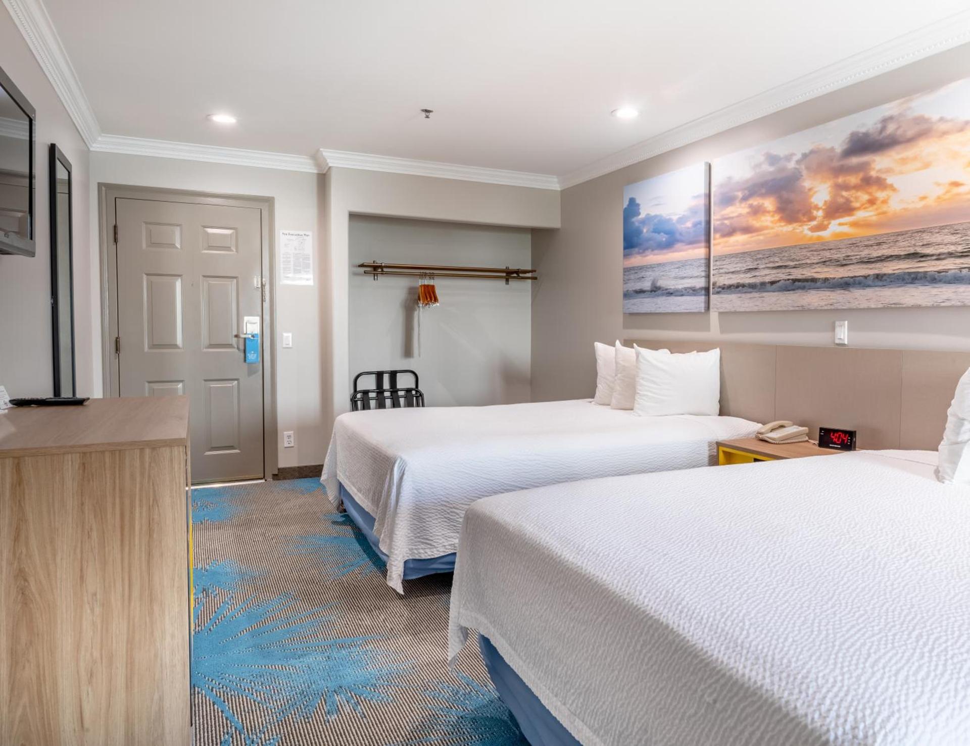 Days Inn by Wyndham Santa Monica photo 92