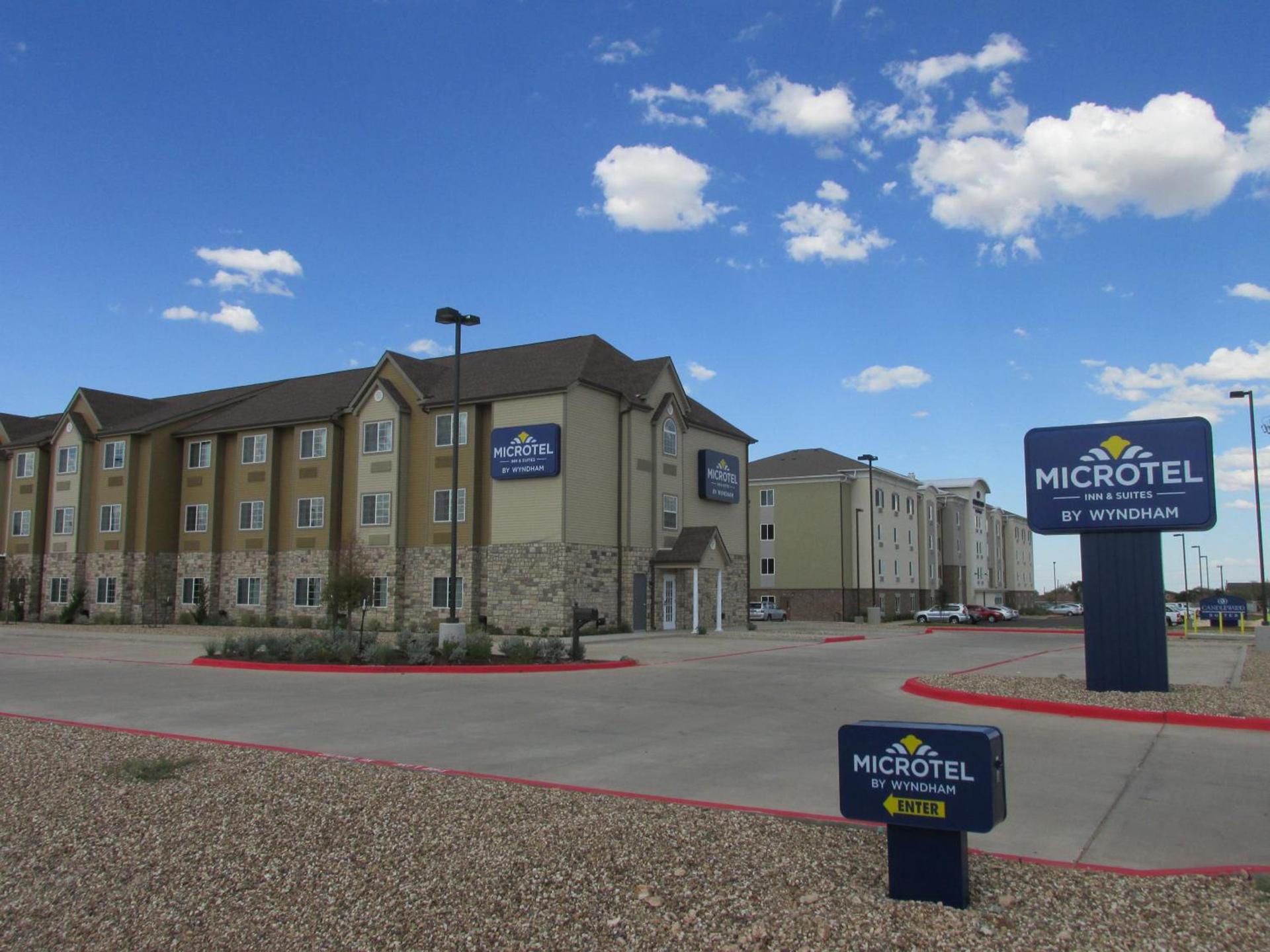 Microtel Inn & Suites by Wyndham photo 9