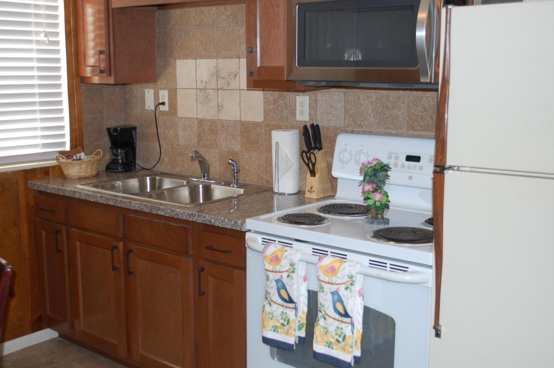El Rancho Motel photo 8