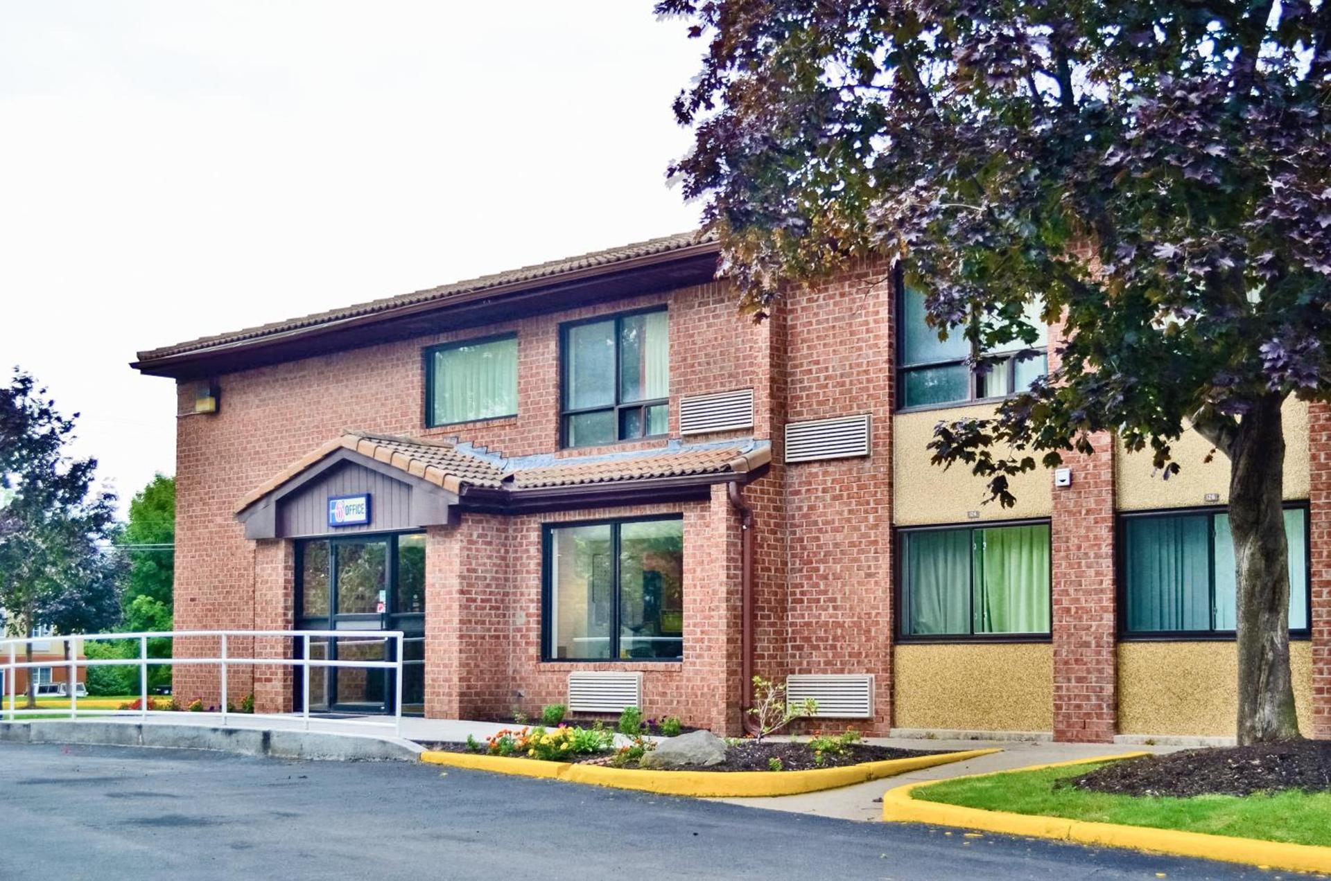 Motel 6 East Syracuse, NY - Airport photo 6