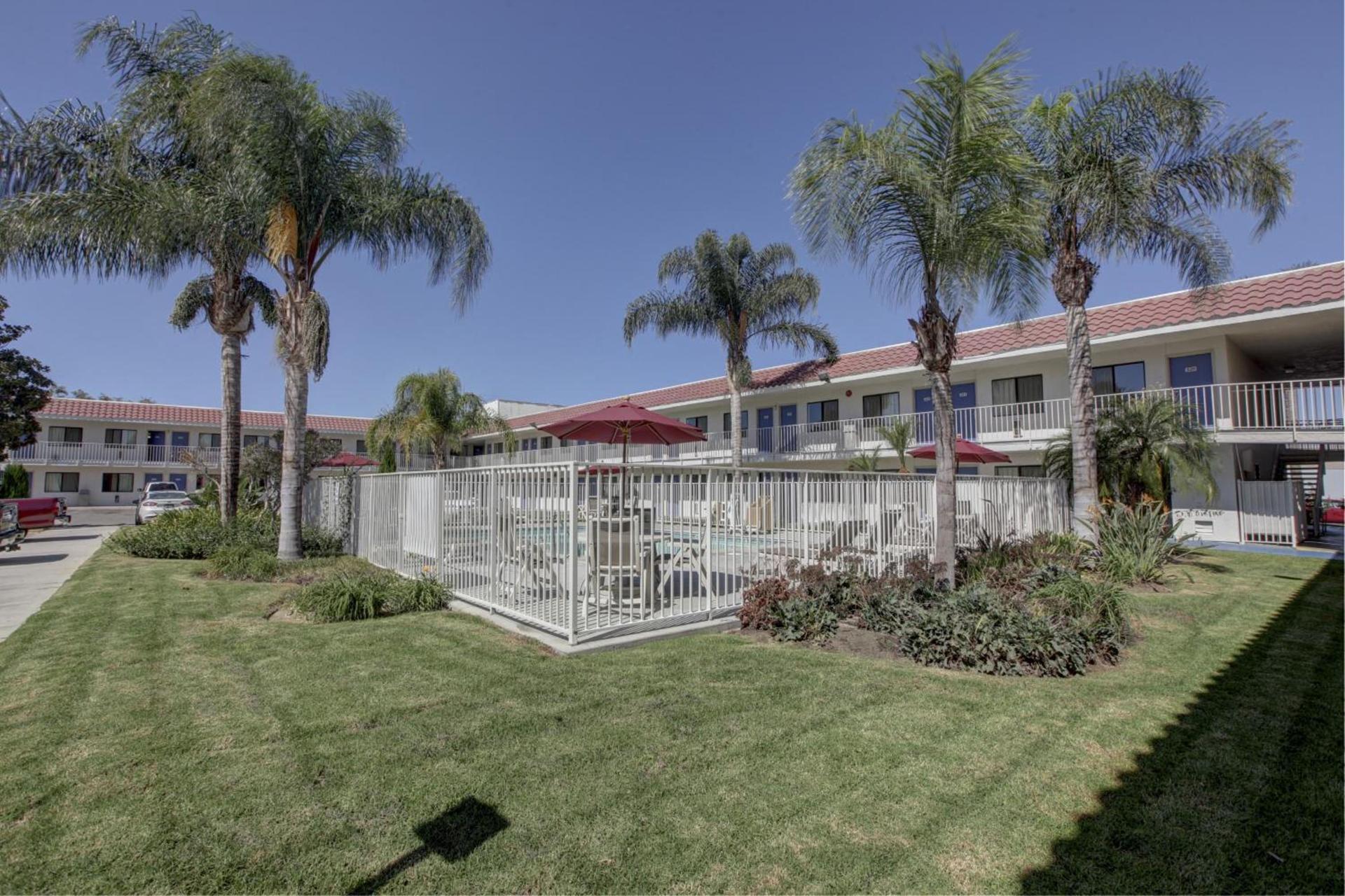 Motel 6-Corona, CA photo 3