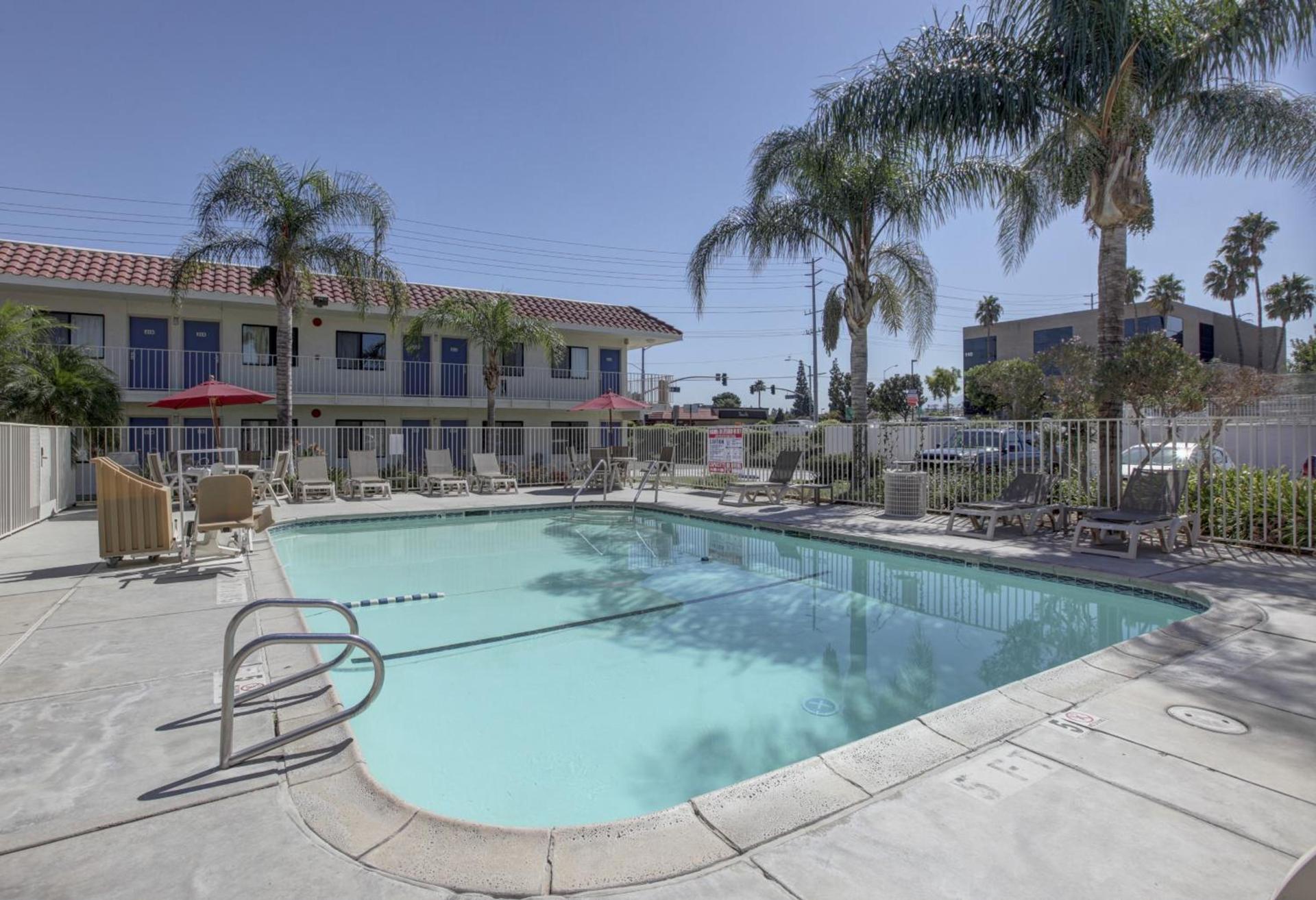 Motel 6-Corona, CA photo 25