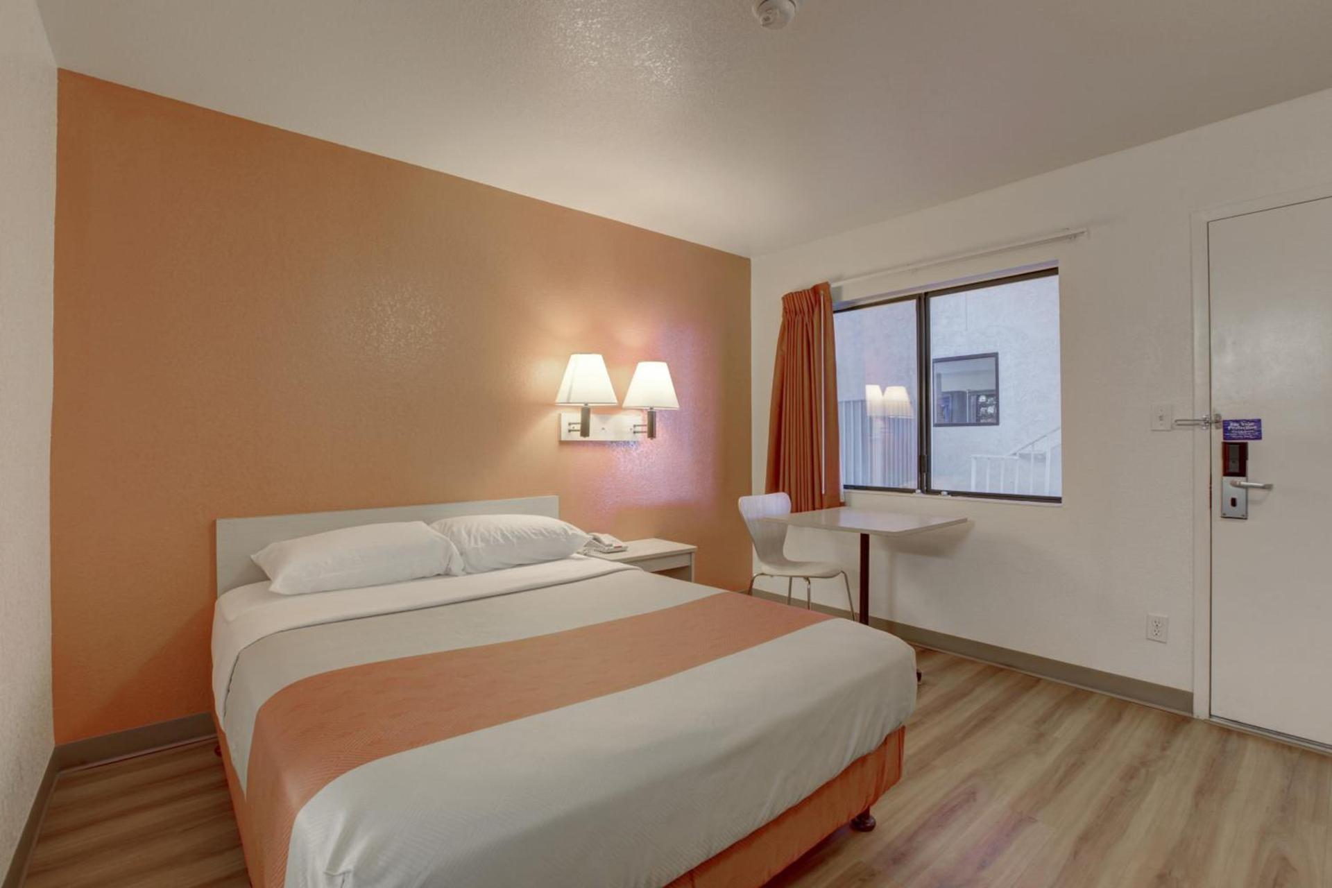 Motel 6-Corona, CA photo 26