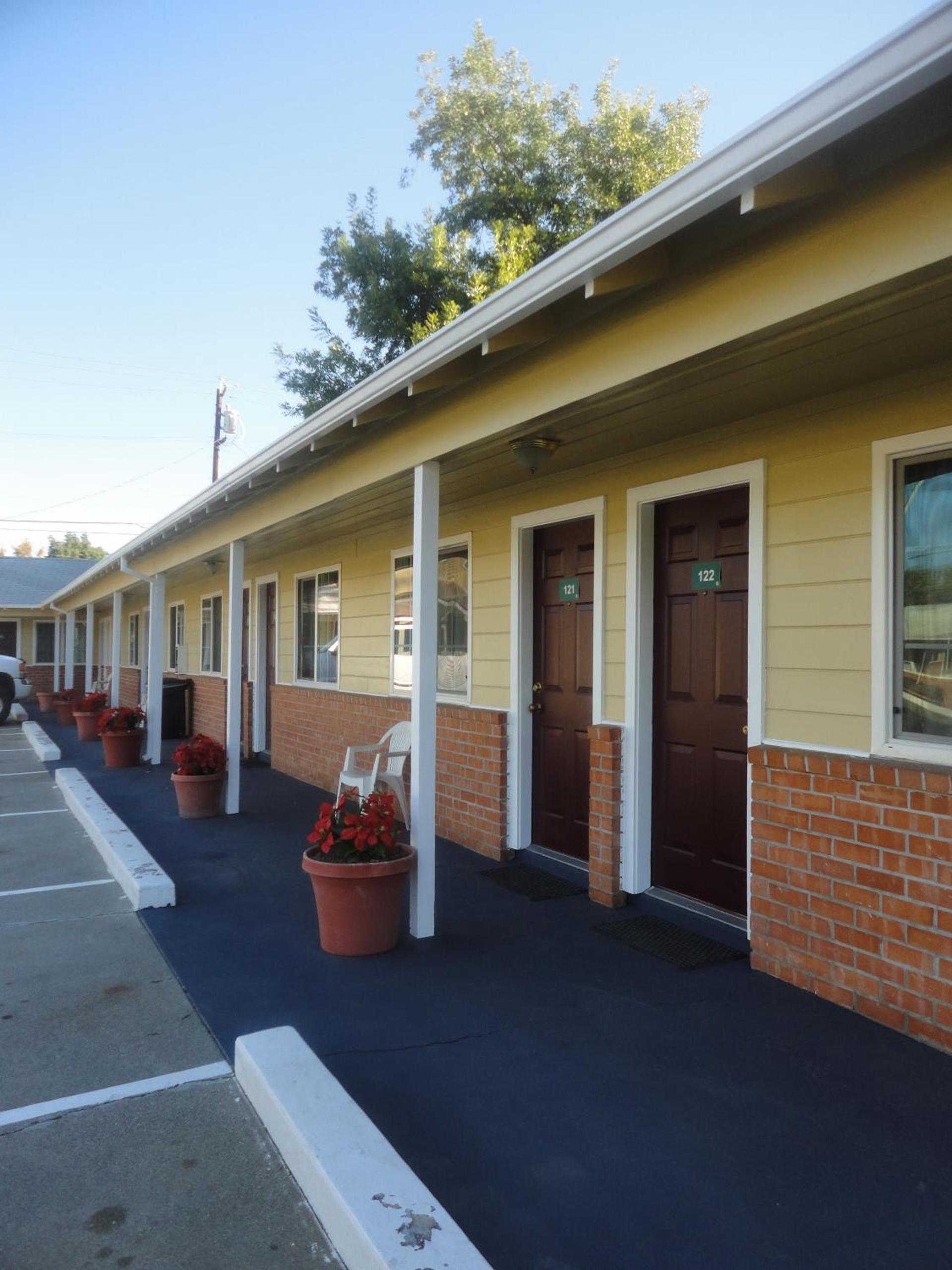 Colusa Motel photo 2