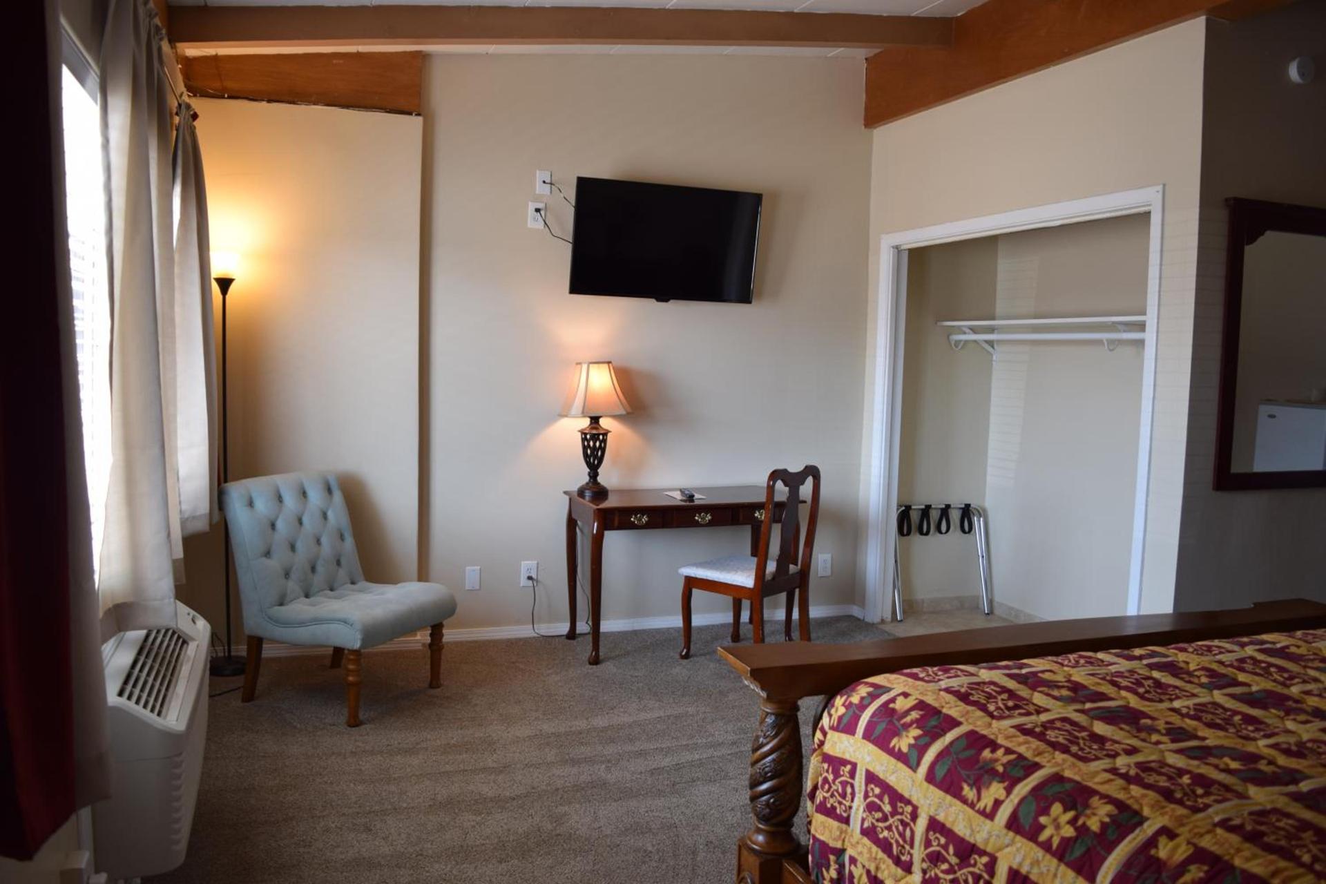 BUTTERFIELD STAGE MOTEL photo 9