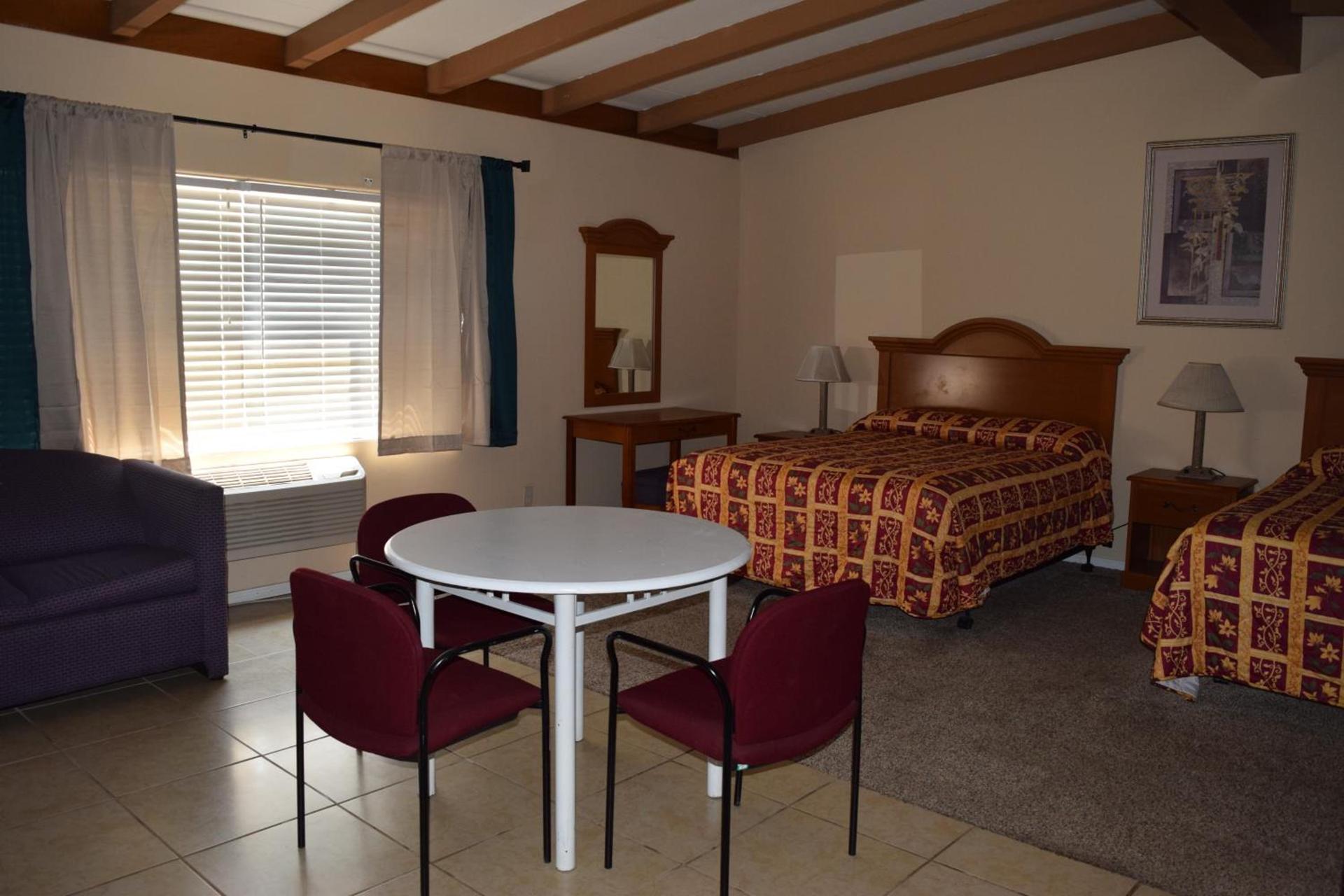 BUTTERFIELD STAGE MOTEL photo 12