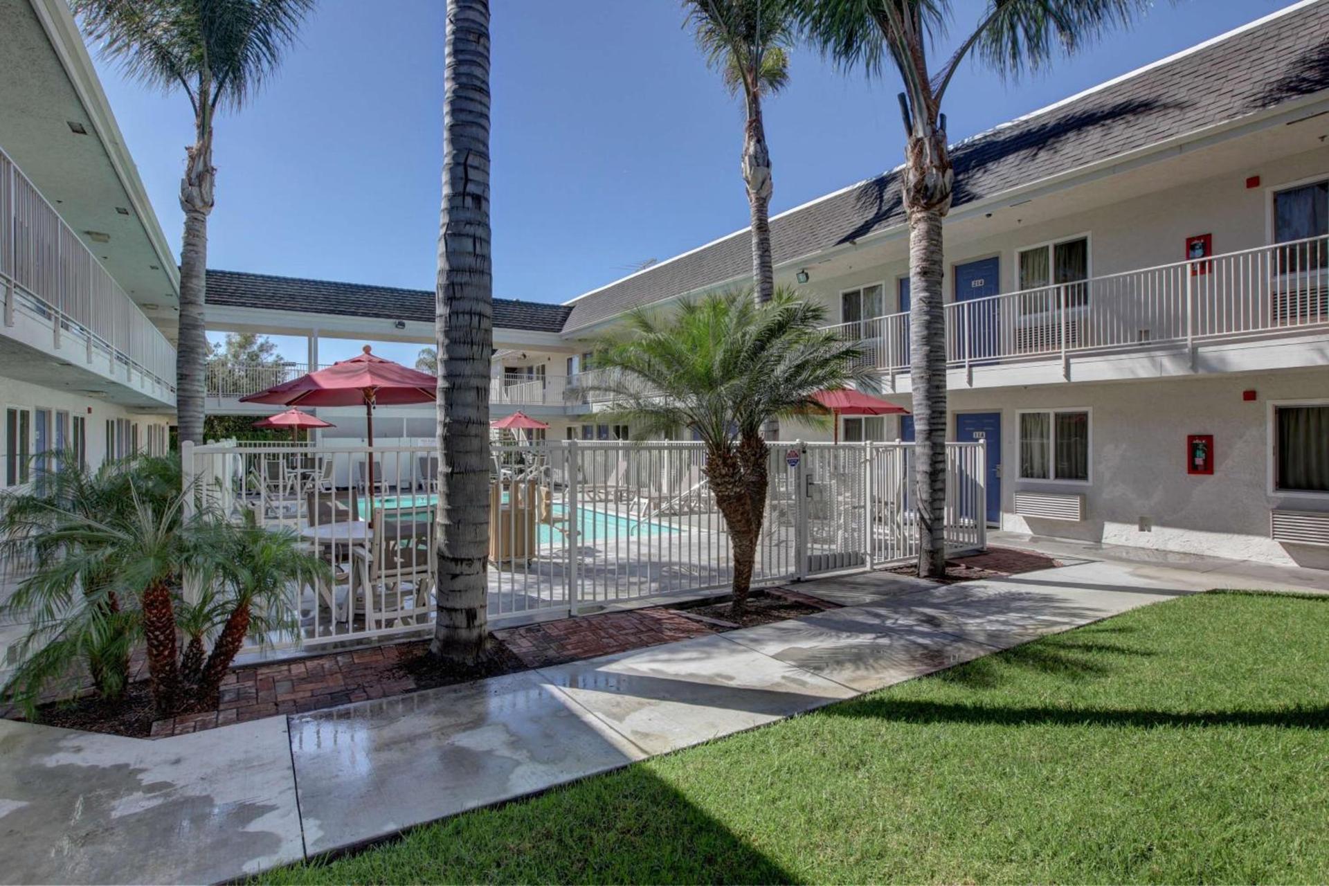 Motel 6-Westminster, CA - North photo 8