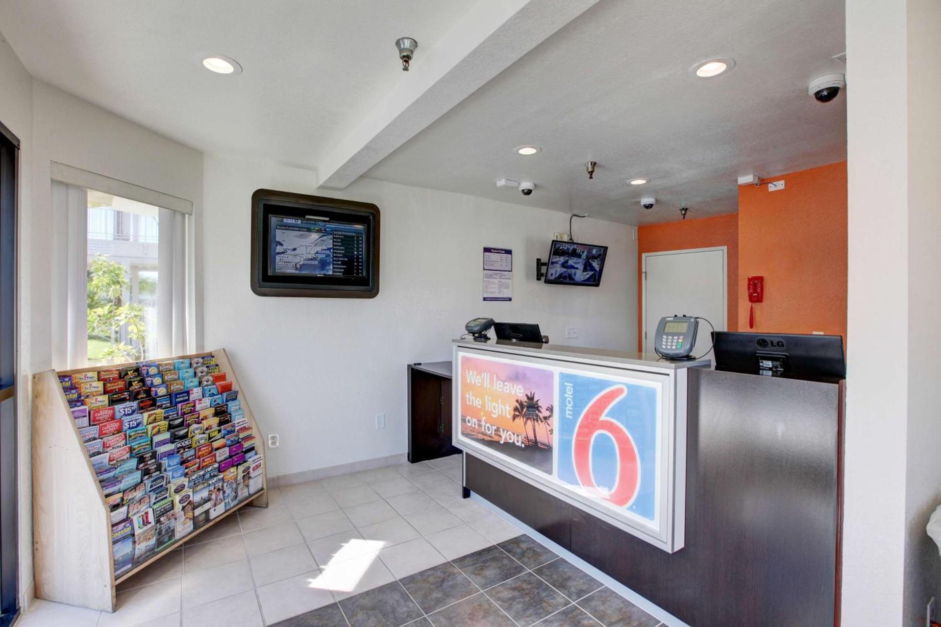 Motel 6-Westminster, CA - North photo 12