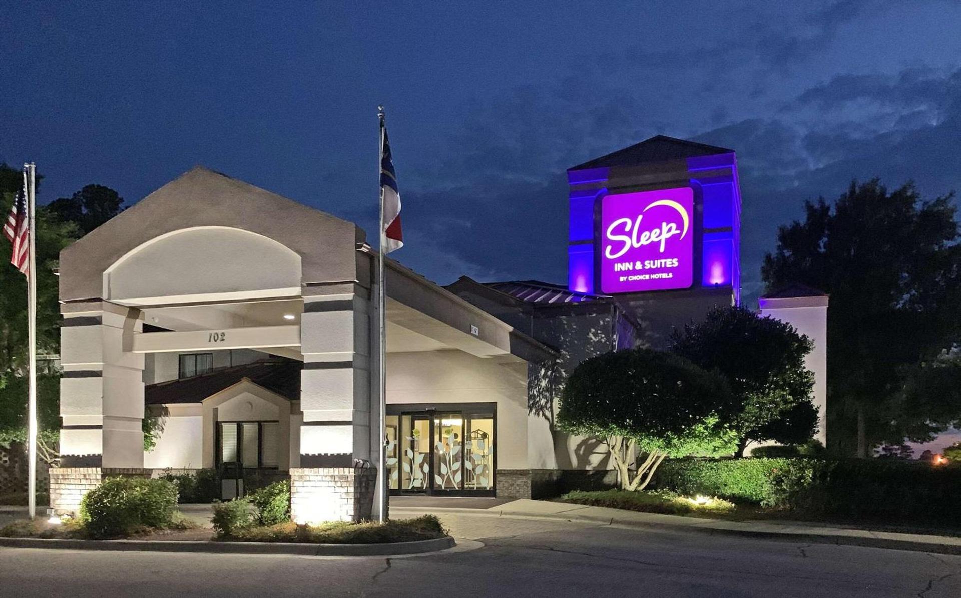 Sleep Inn & Suites Spring Lake - Fayetteville near Fort Bragg photo 2
