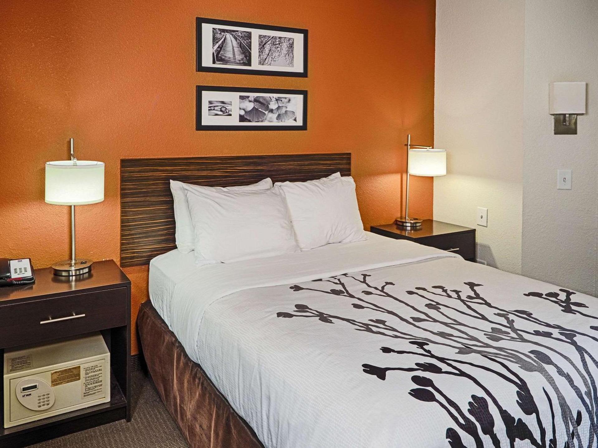 Sleep Inn & Suites Spring Lake - Fayetteville near Fort Bragg photo 10