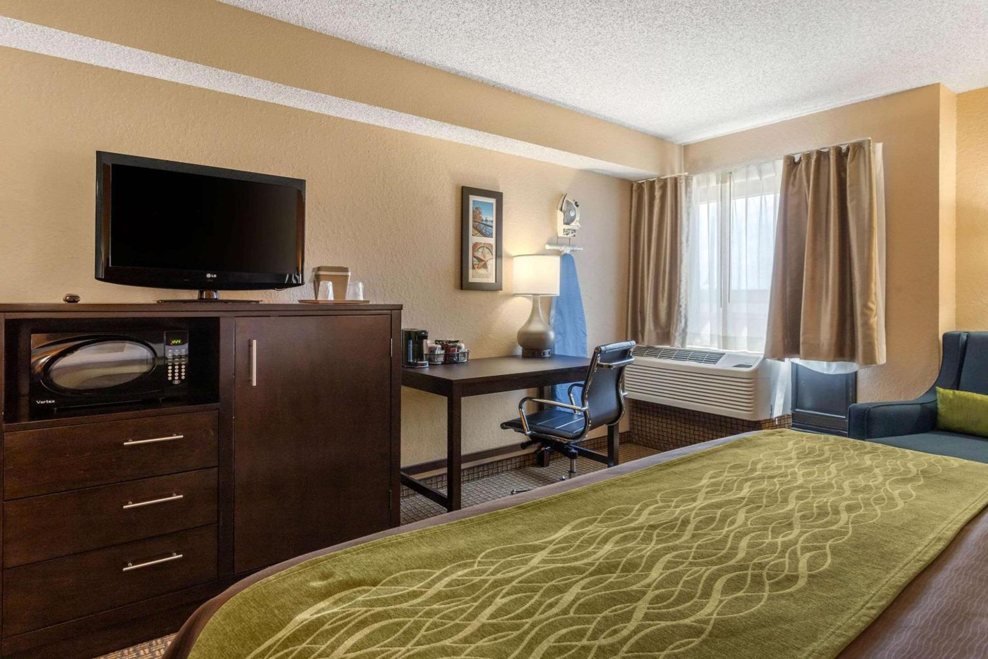 Sonesta Essential NW Houston photo 6