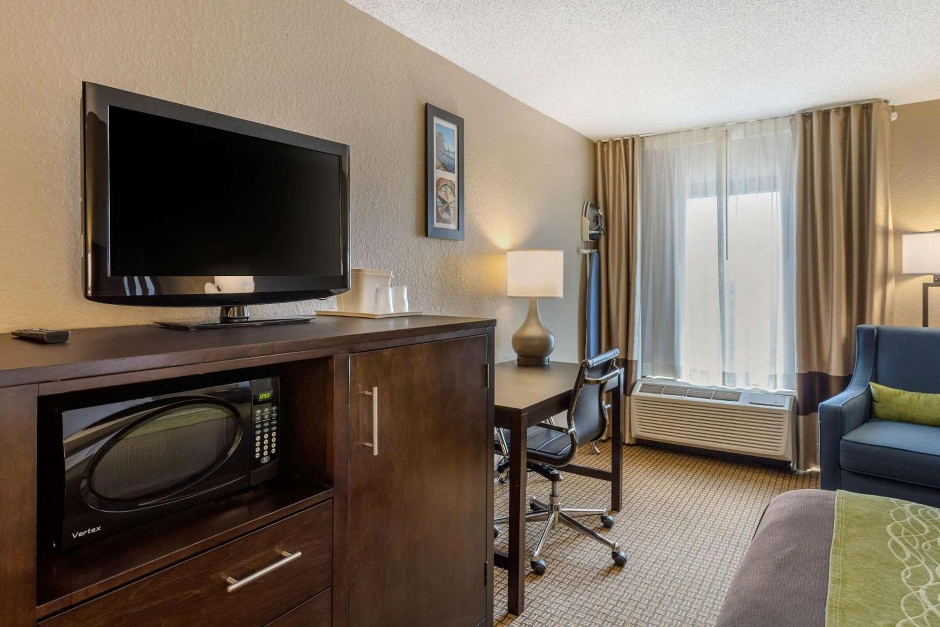 Sonesta Essential NW Houston photo 15