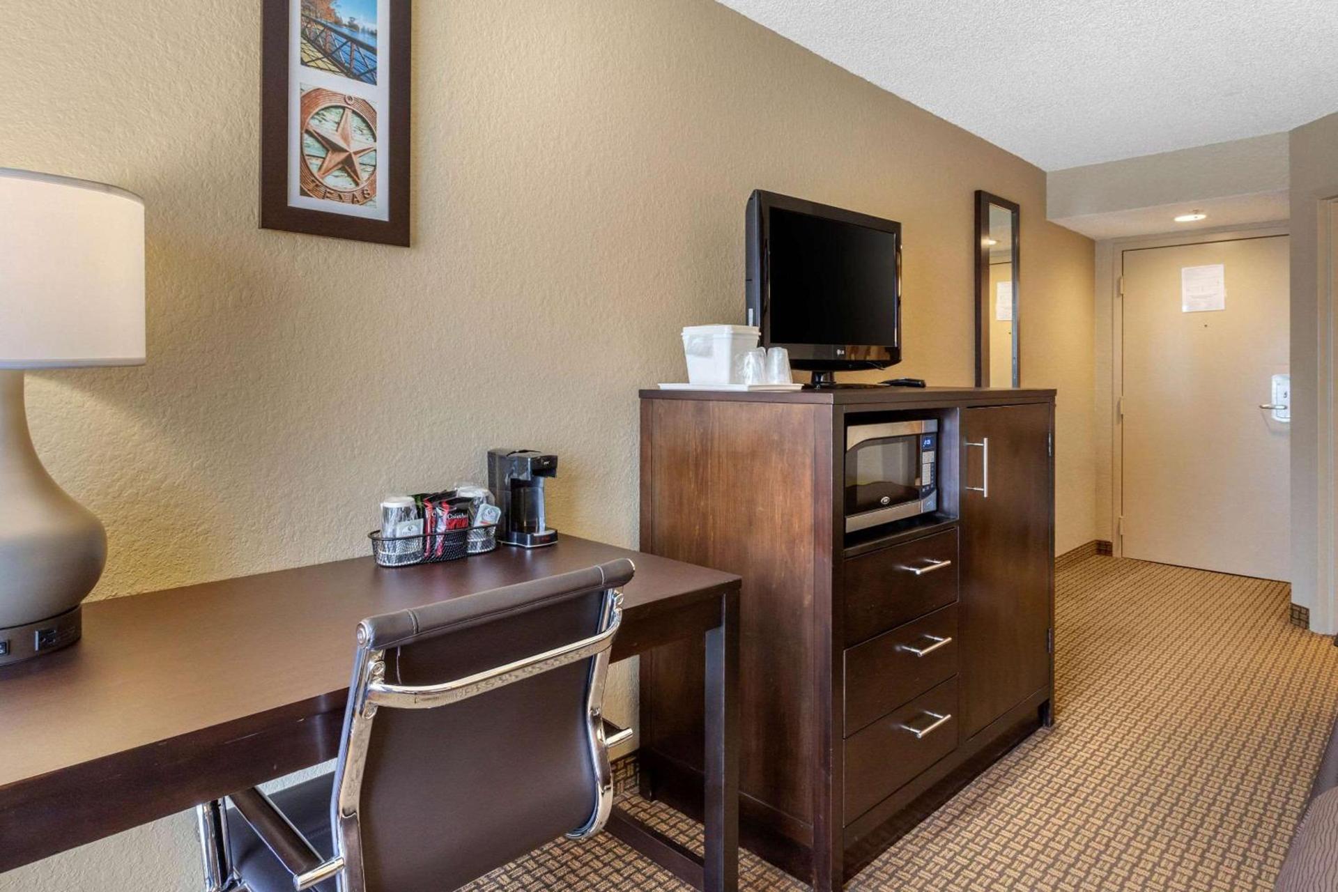 Sonesta Essential NW Houston photo 20