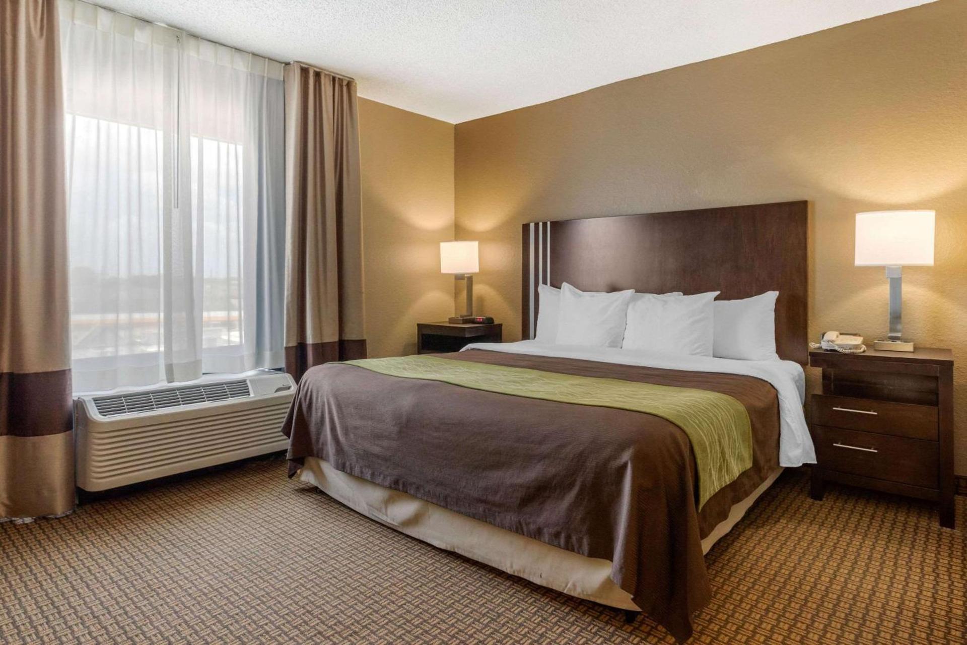 Sonesta Essential NW Houston photo 24