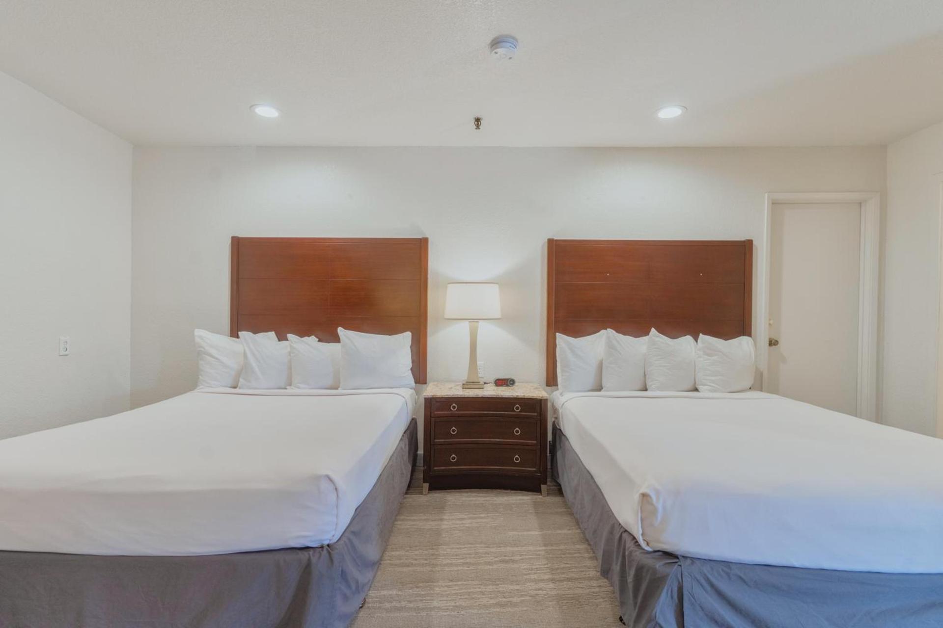 The Yosemite Inn photo 51