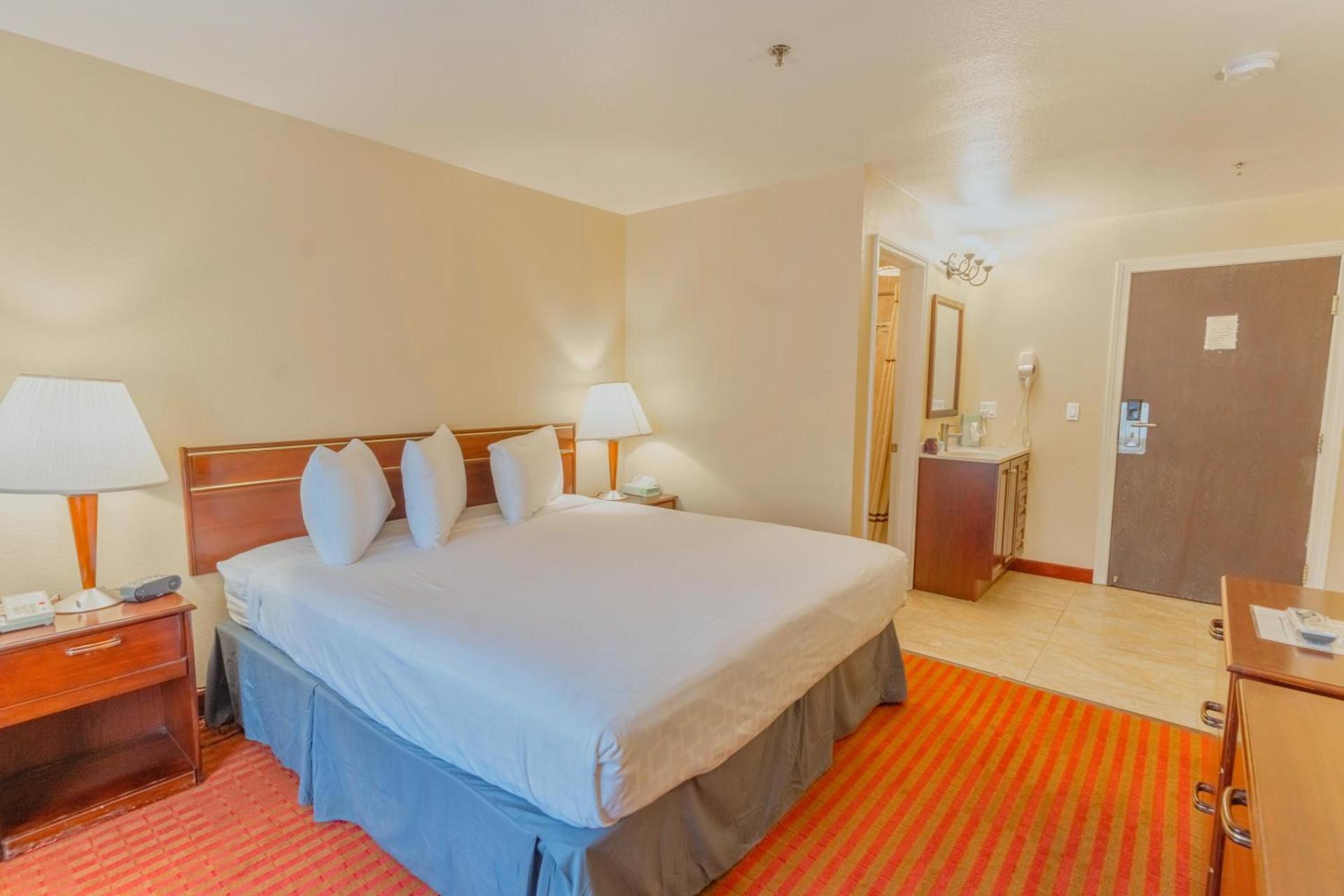 The Monarch Inn photo 16