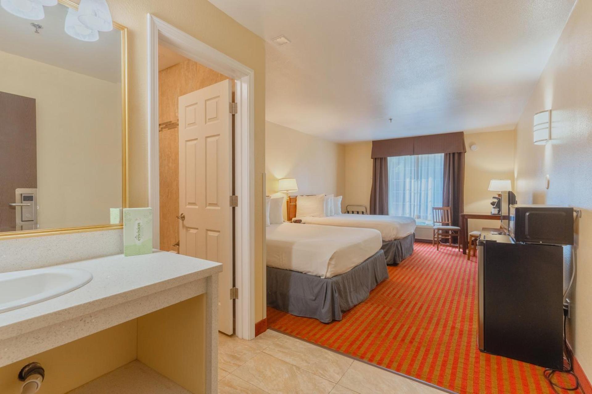The Monarch Inn photo 10