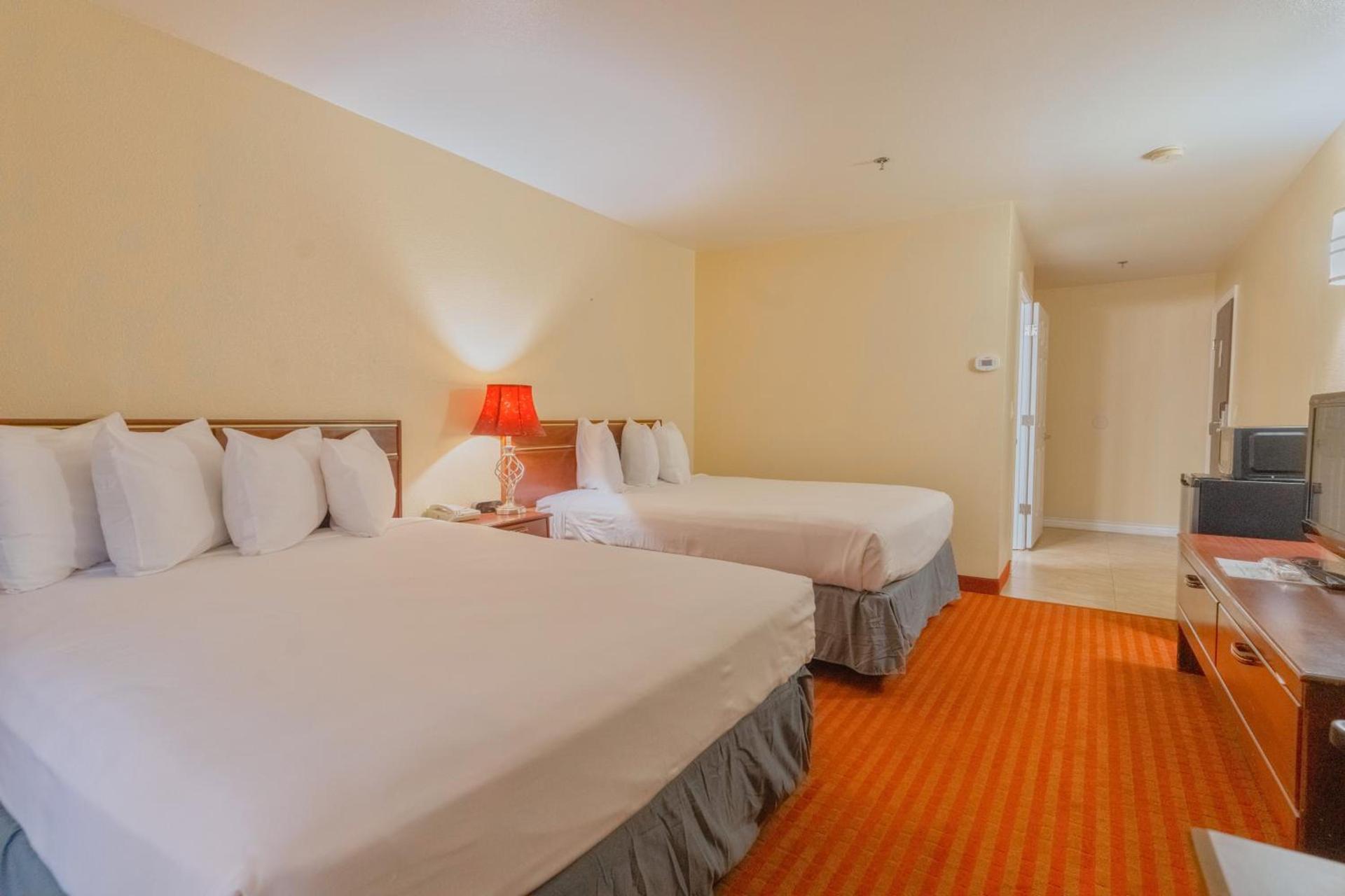 The Monarch Inn photo 18