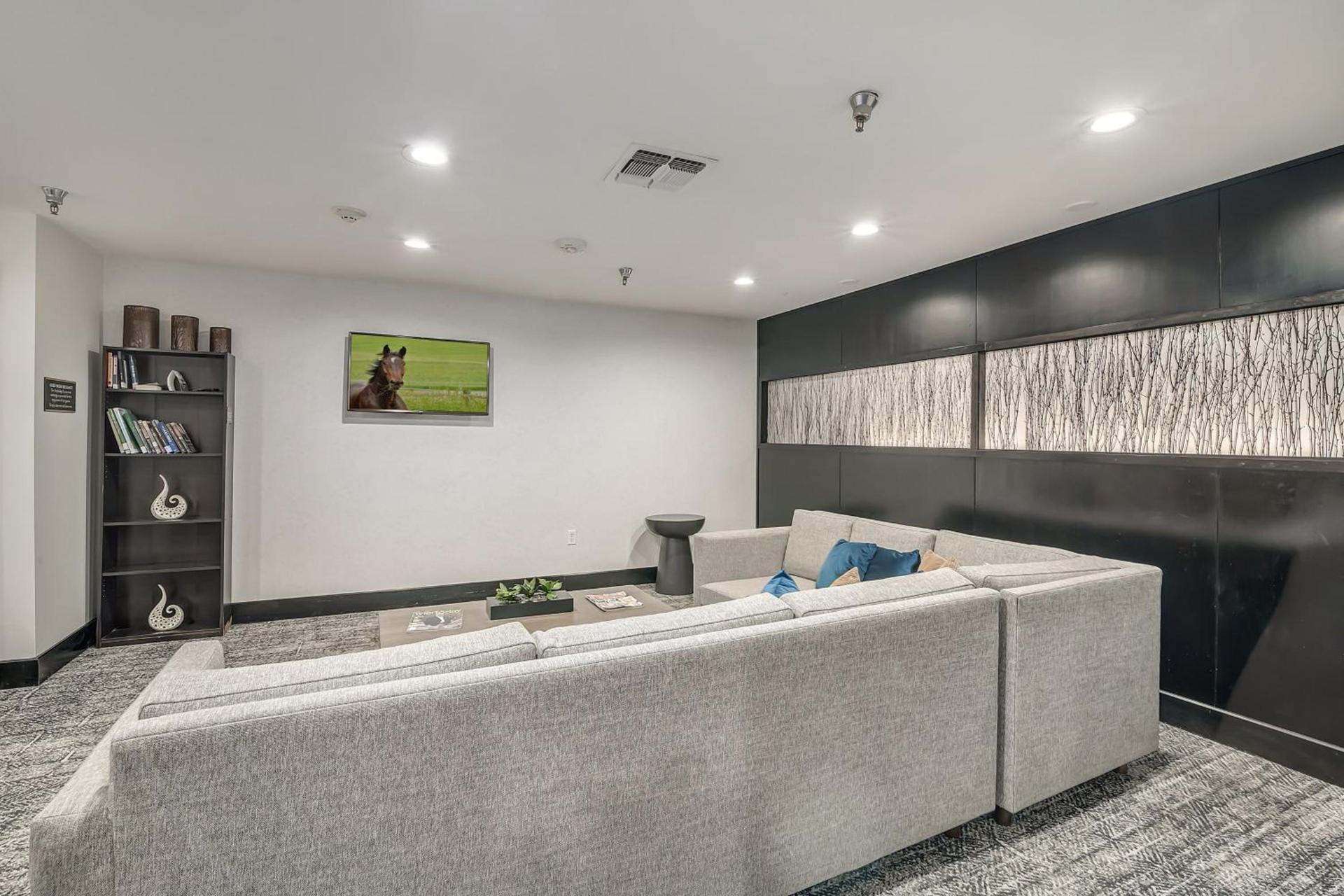 Staybridge Suites Tyler University Area by IHG photo 25