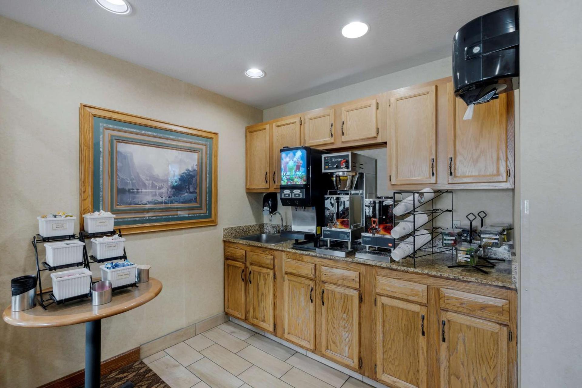 Best Western Pinedale Inn photo 28