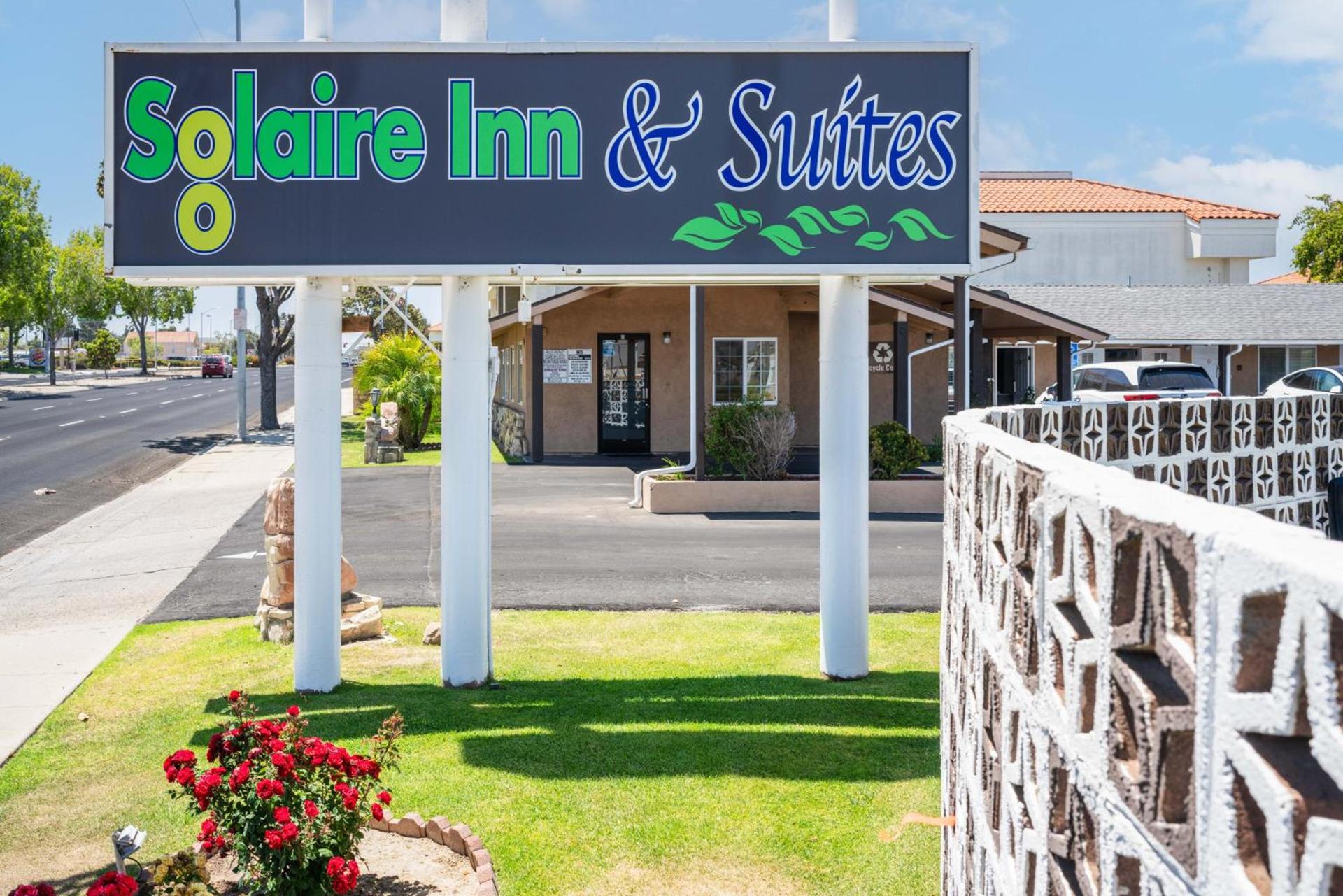Solaire Inn & Suites photo 12