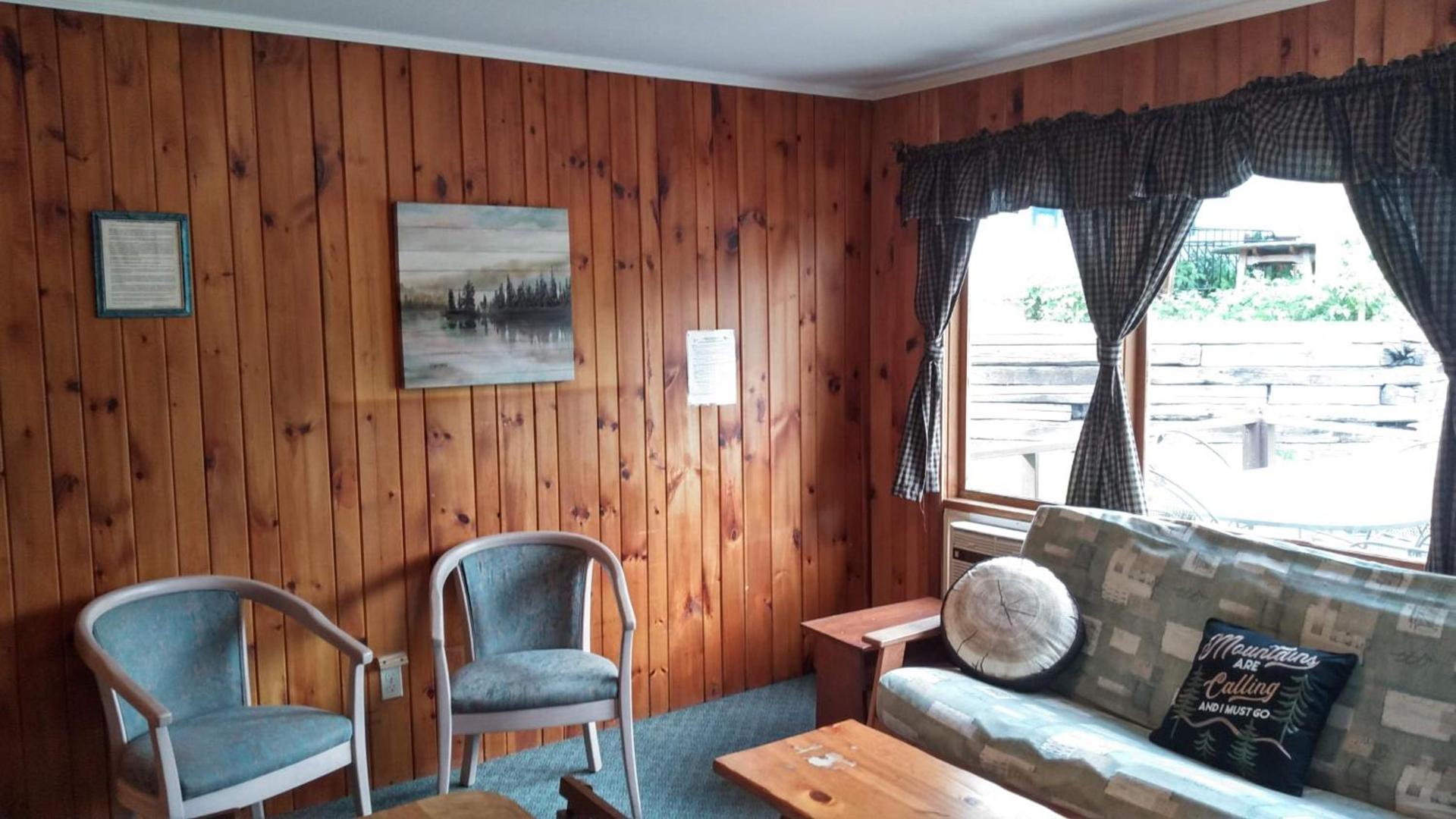 Cramers Point Lake Breeze photo 65