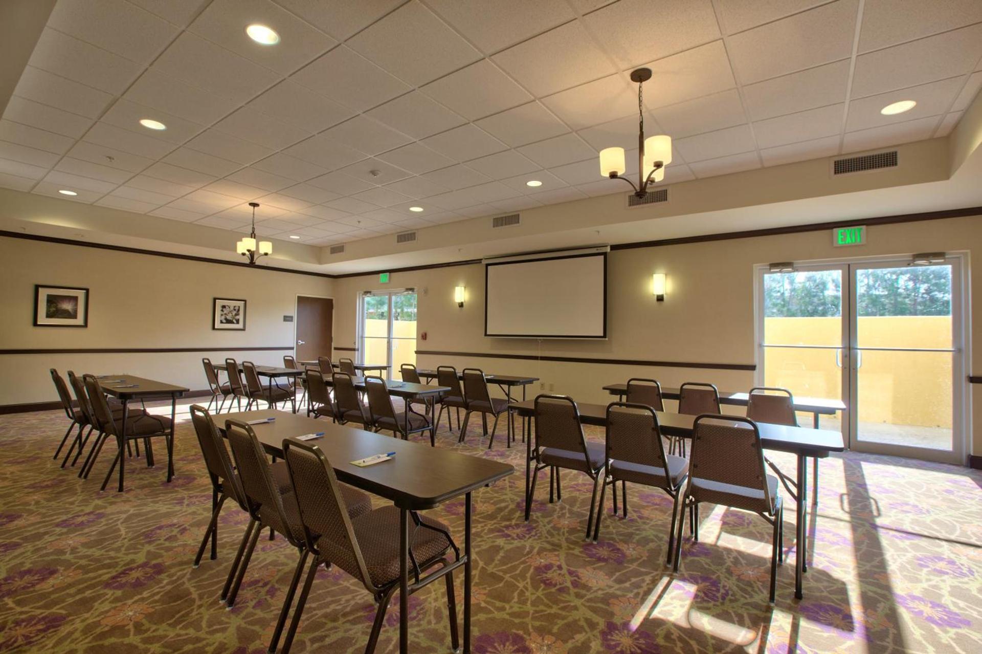 Comfort Inn & Suites Dothan East photo 18