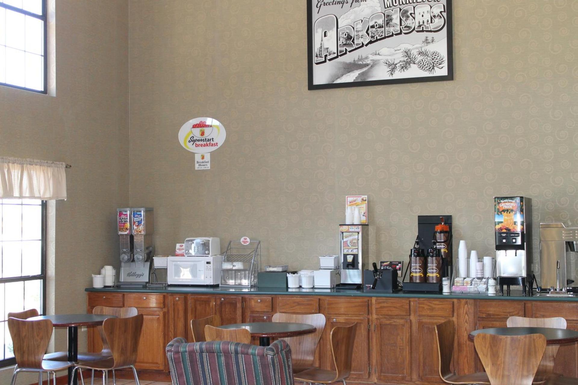 Super 8 by Wyndham Morrilton photo 17
