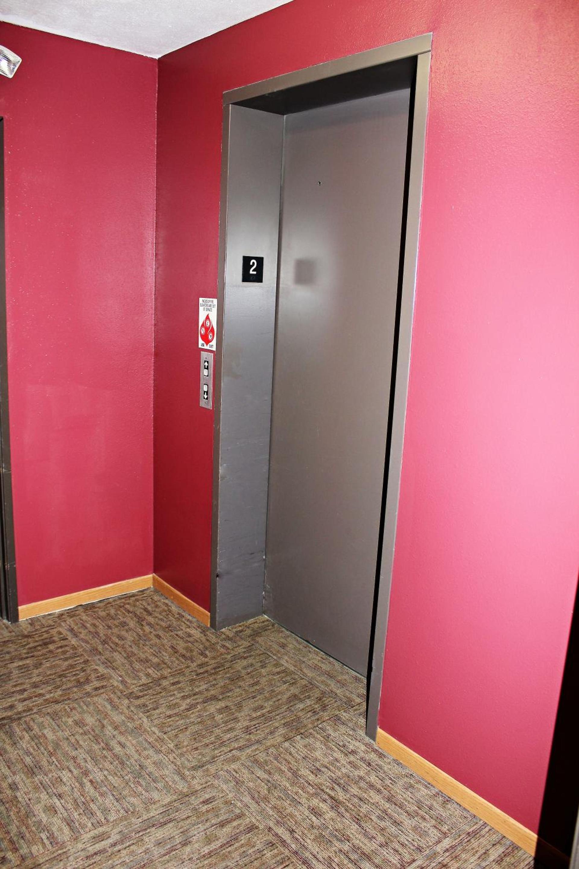 Capri Inn & Suites - Beatrice photo 16