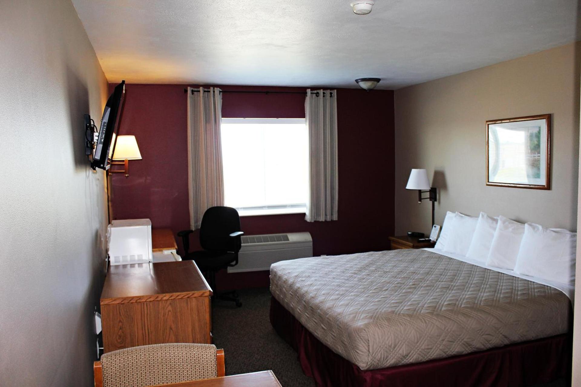Capri Inn & Suites - Beatrice photo 22