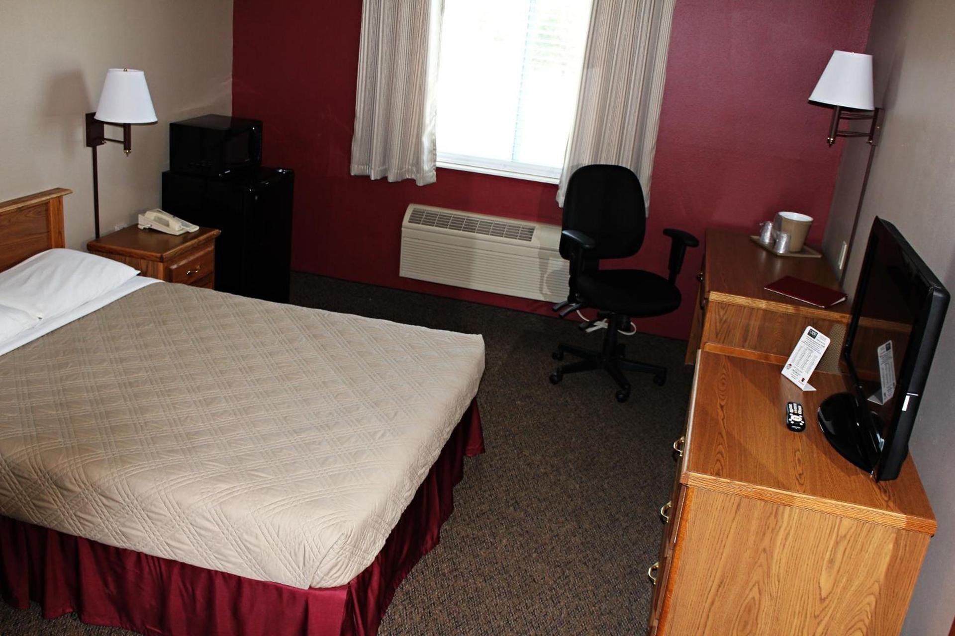 Capri Inn & Suites - Beatrice photo 25