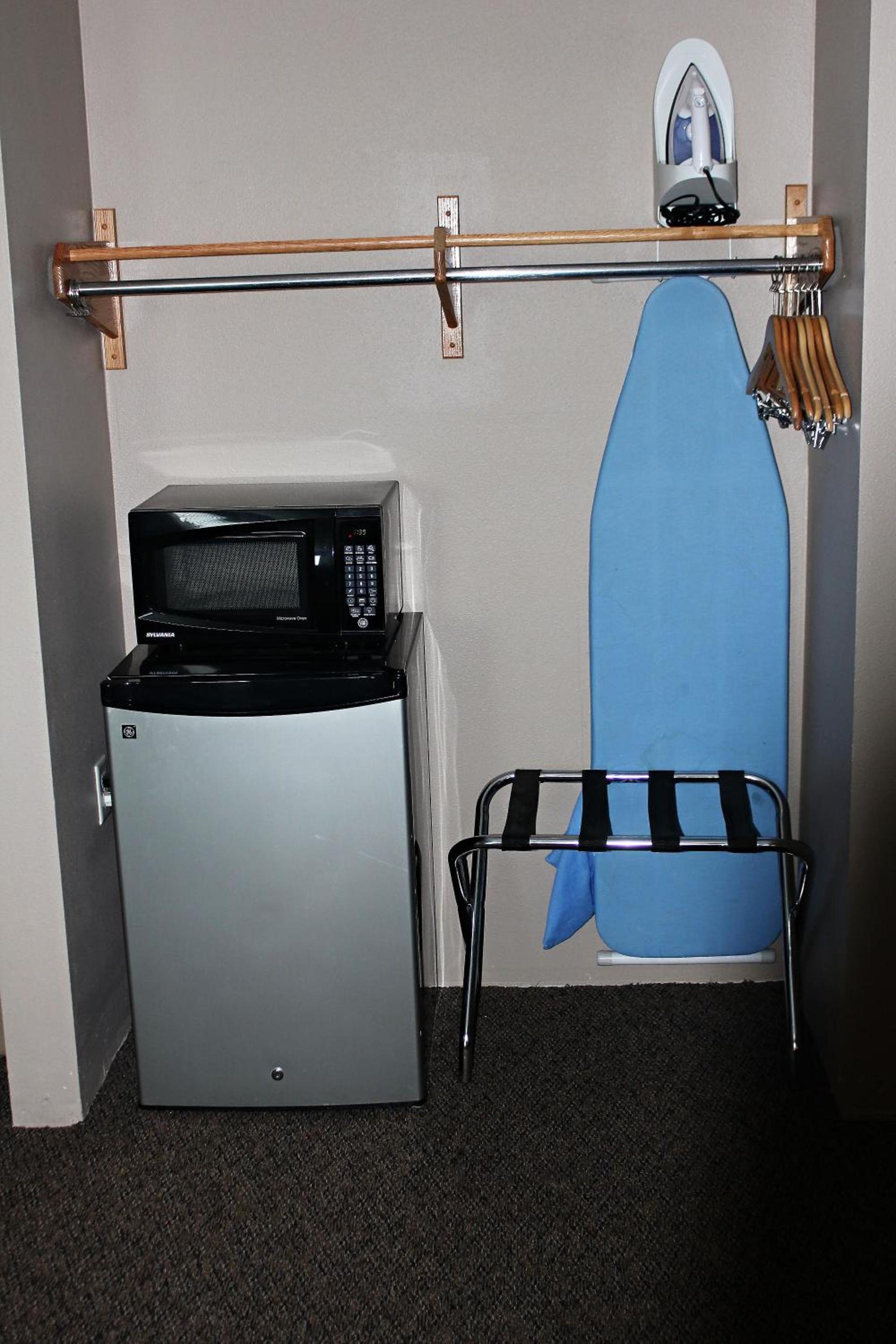 Capri Inn & Suites - Beatrice photo 7