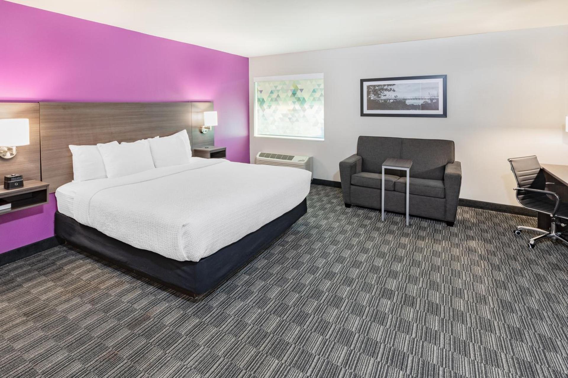 La Quinta by Wyndham Houston Southwest photo 29