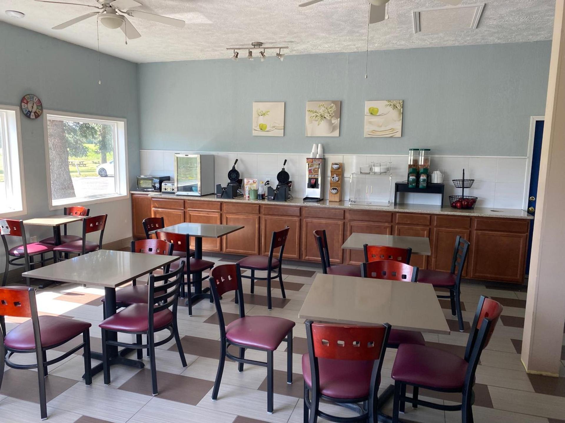 Rodeway Inn Ludington photo 22