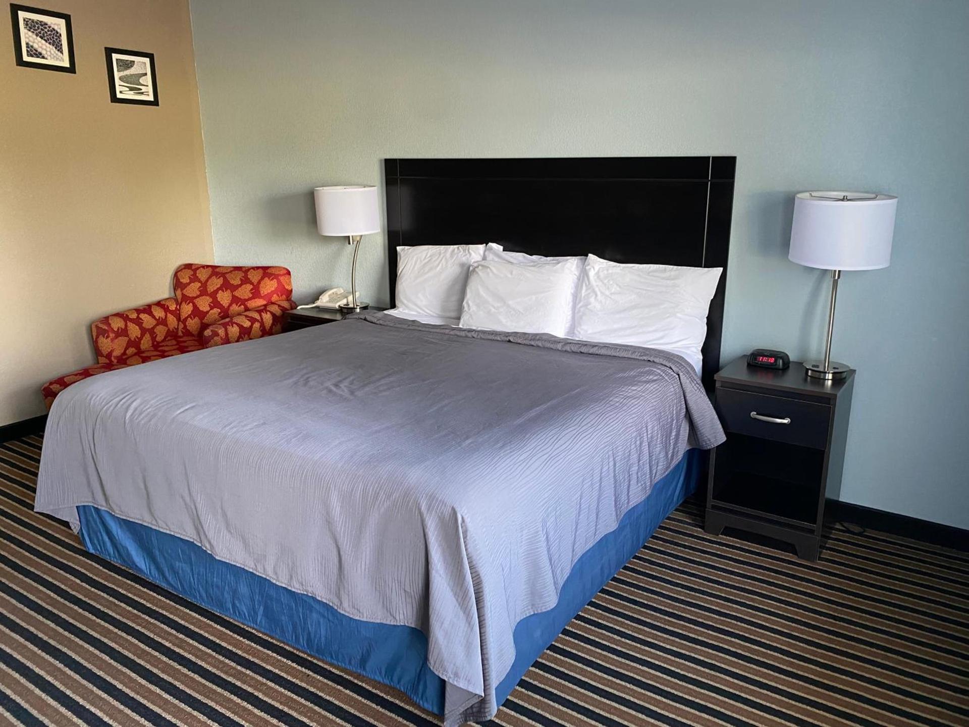 Rodeway Inn Ludington photo 27