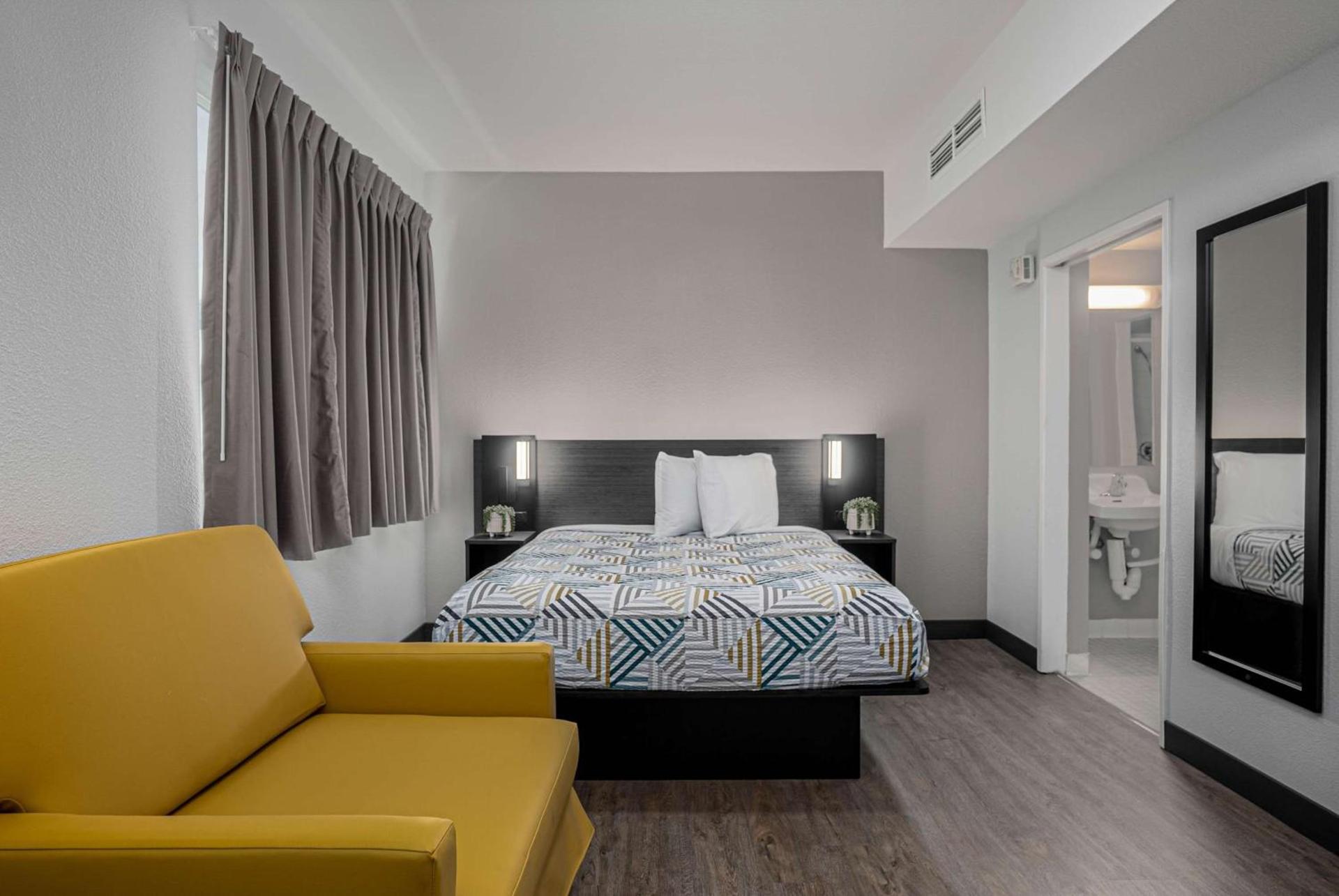 Motel 6-San Diego, CA - Downtown photo 43