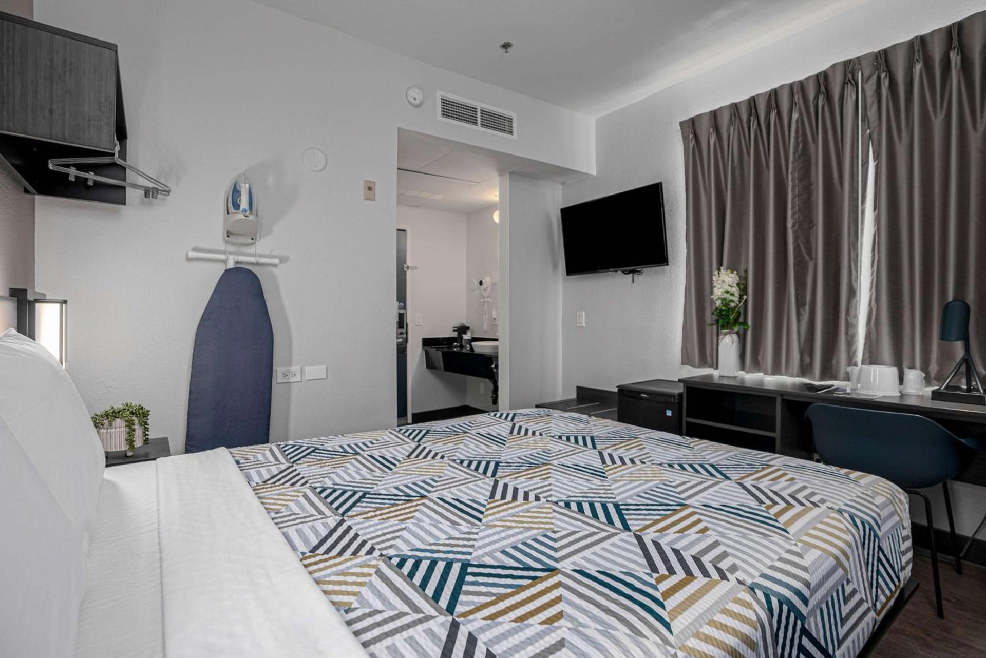 Motel 6-San Diego, CA - Downtown photo 30