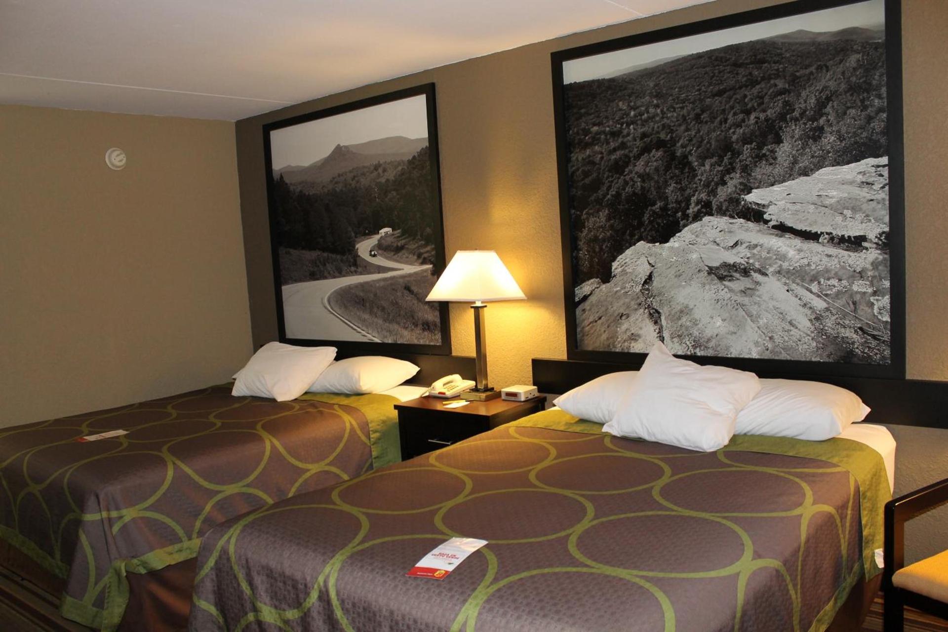 Super 8 by Wyndham Morrilton photo 23