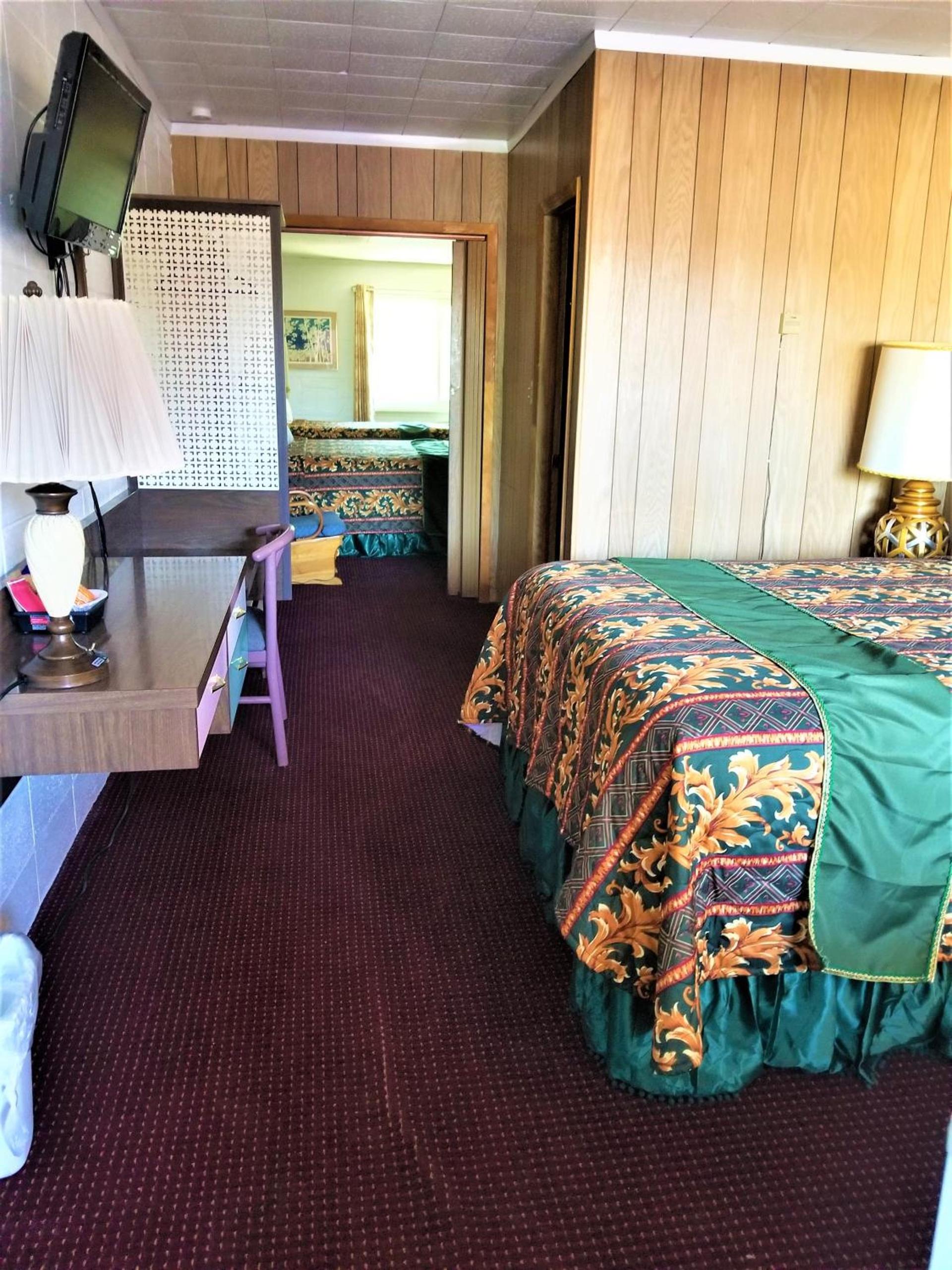 Town House Motor Inn photo 9