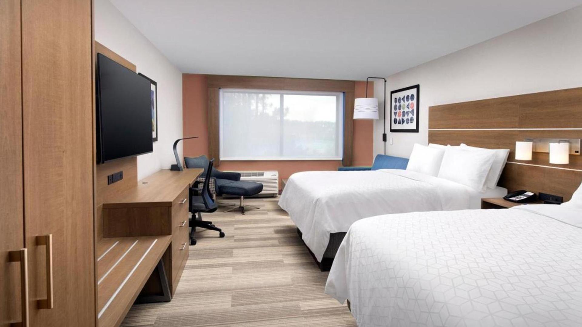 Holiday Inn Express & Suites - Nashville MetroCenter Downtown by IHG photo 89