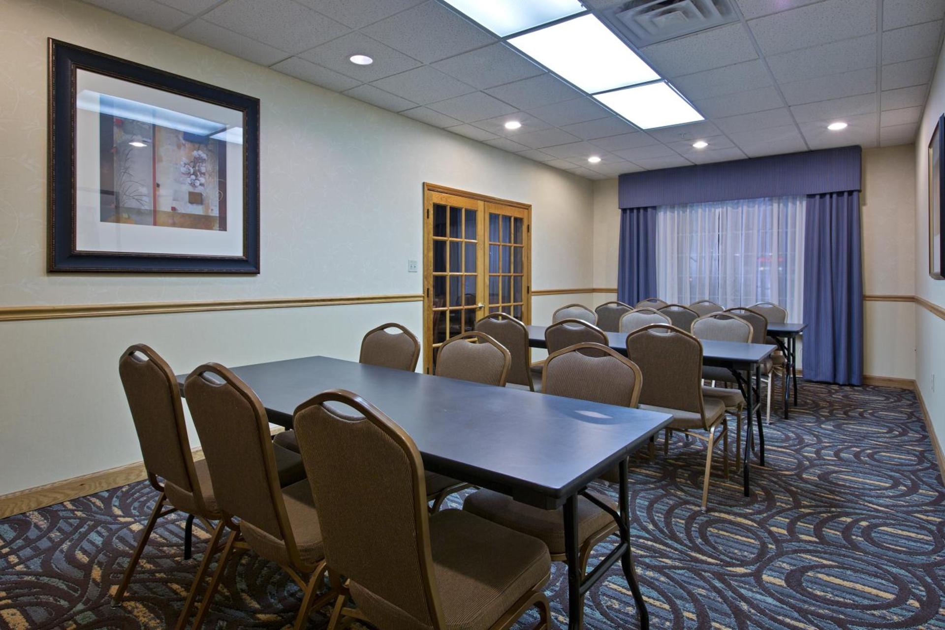 Country Inn & Suites by Radisson, Lexington, VA photo 27