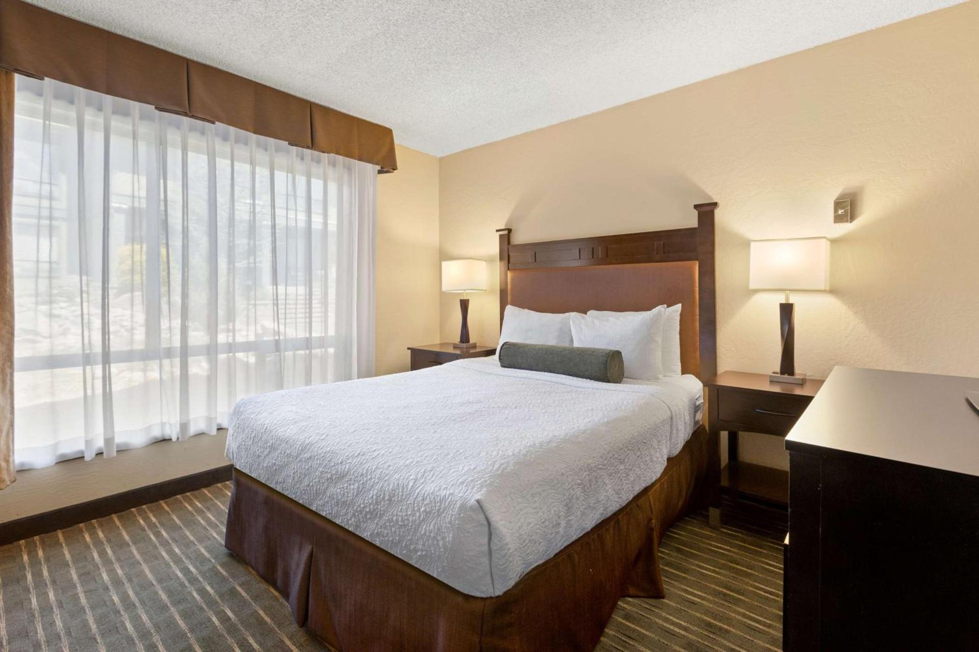 Best Western Plus Tree House photo 65