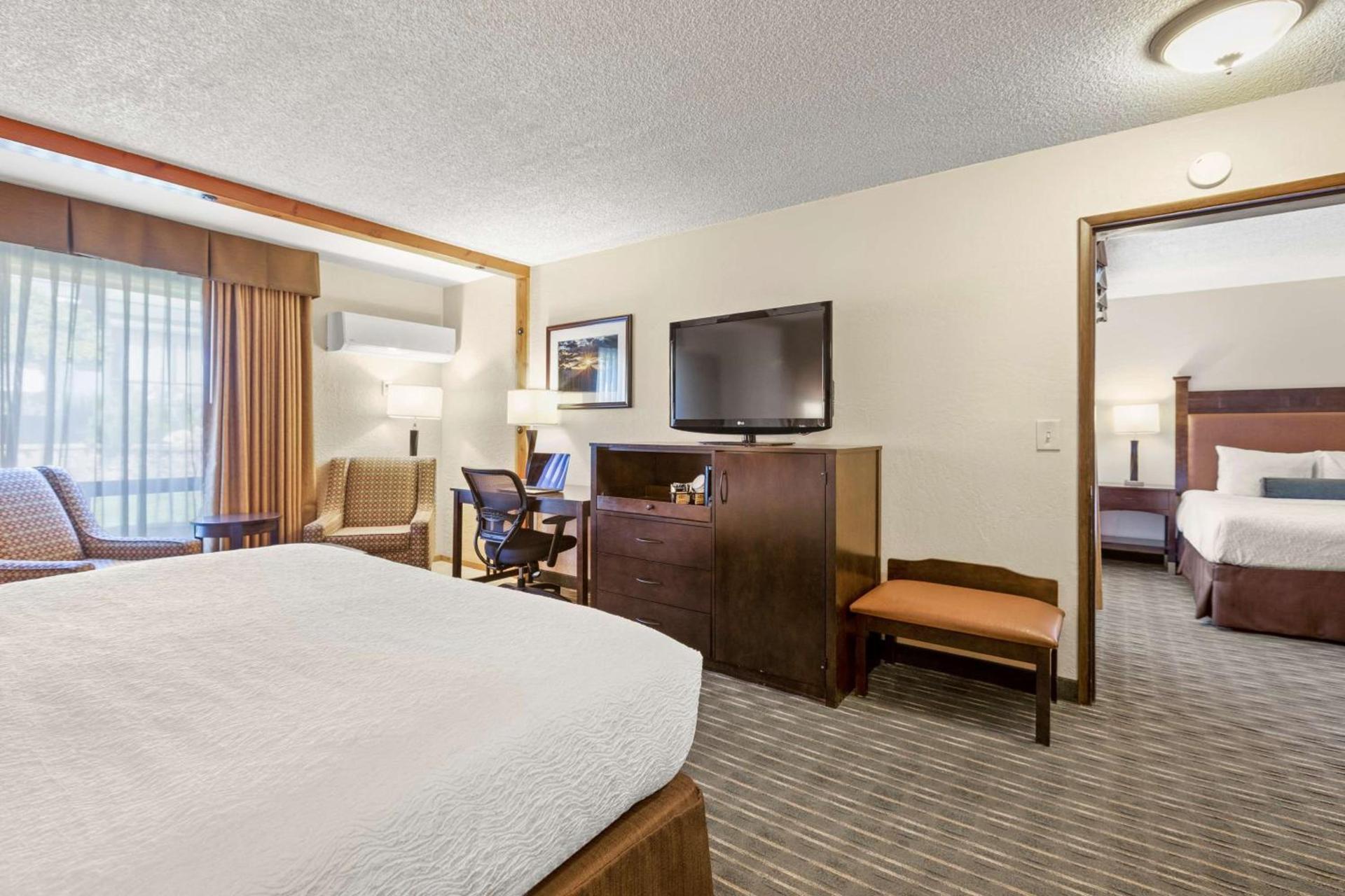 Best Western Plus Tree House photo 63